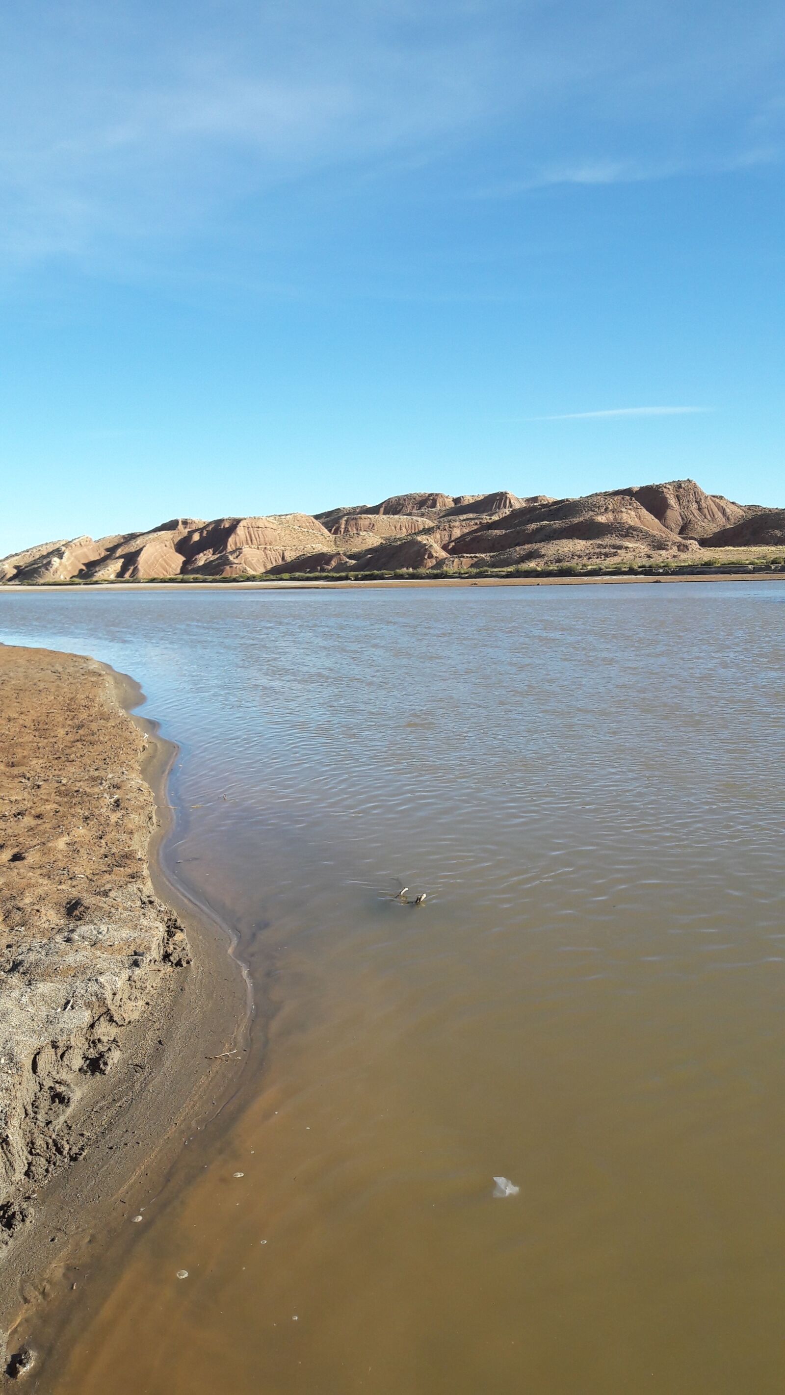 Samsung Galaxy J7 sample photo. River, sand, horizon photography