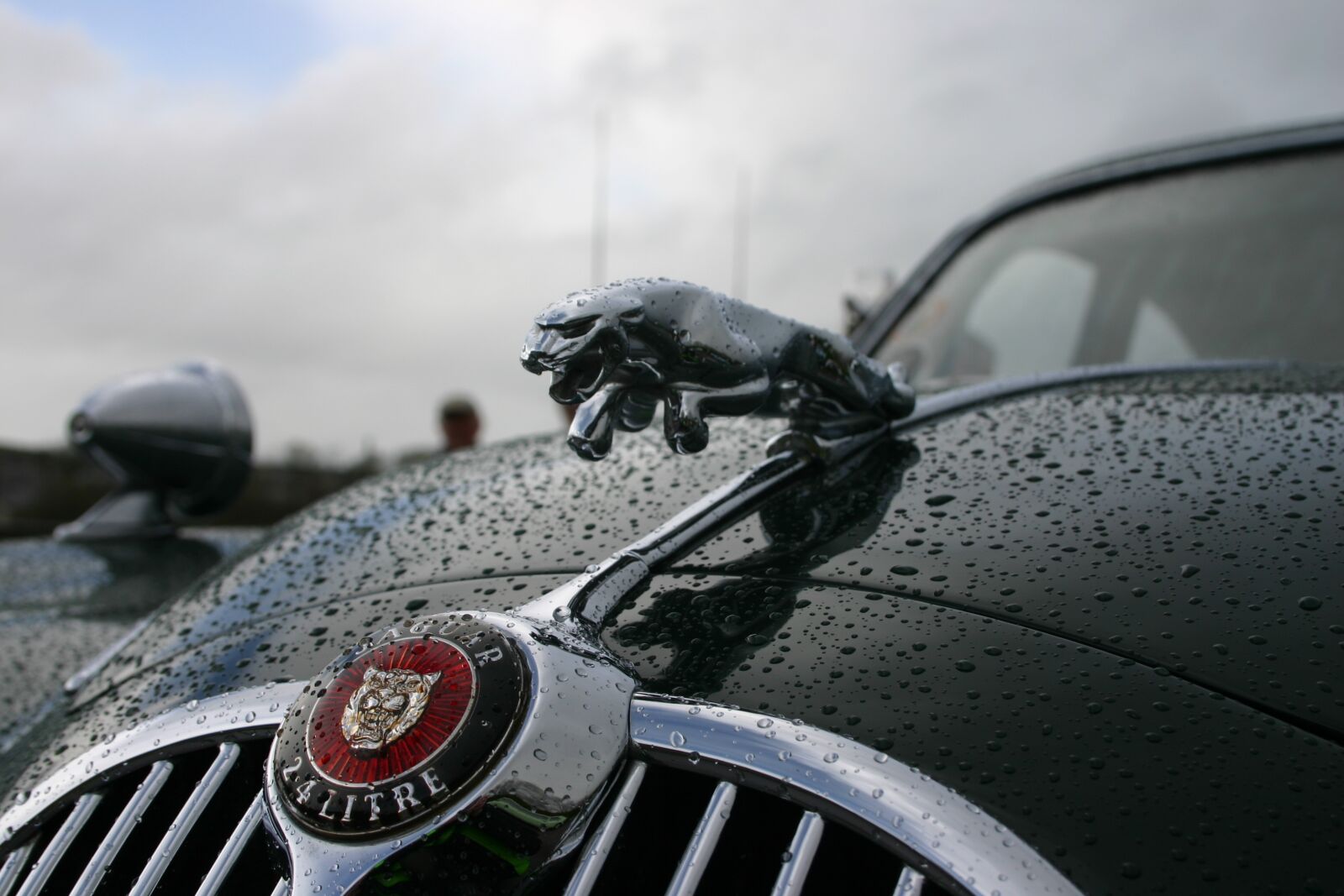 Canon EOS 300D (EOS Digital Rebel / EOS Kiss Digital) sample photo. Jaguar, car, vintage photography