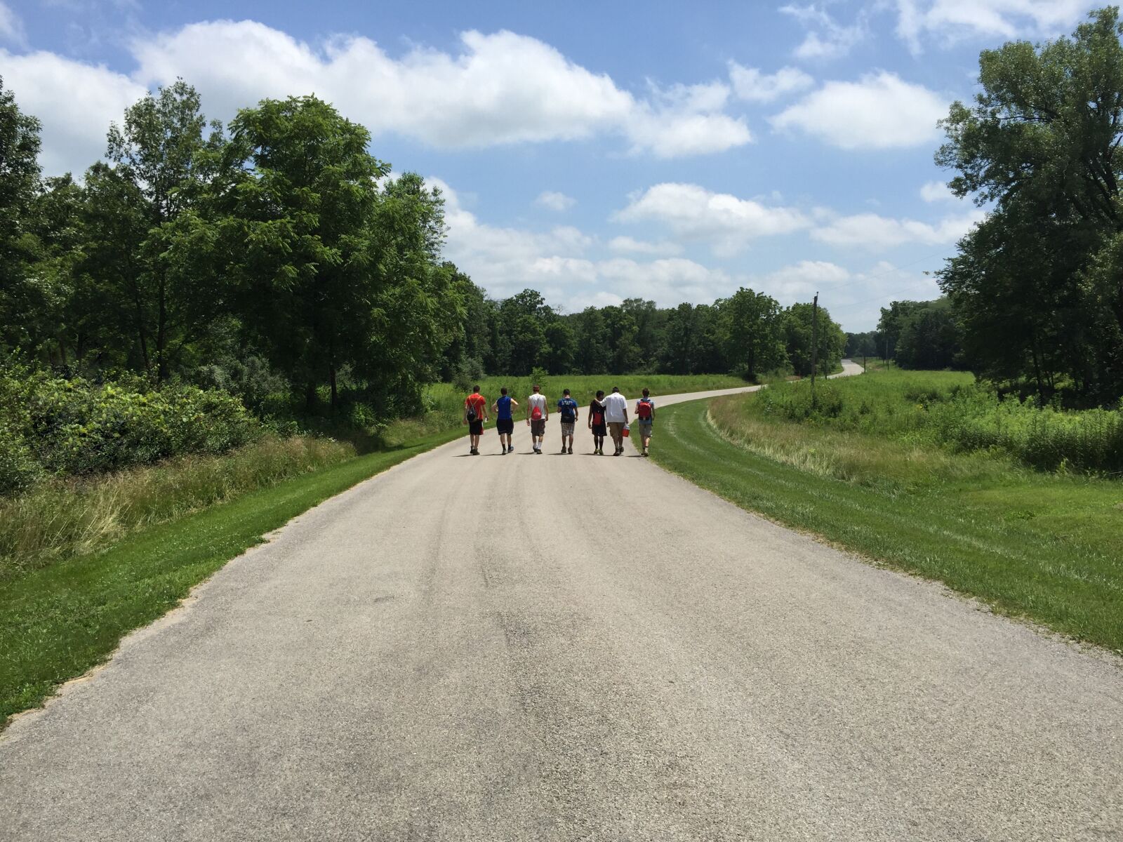 Apple iPhone 6 sample photo. Countryside, friends, hiking photography