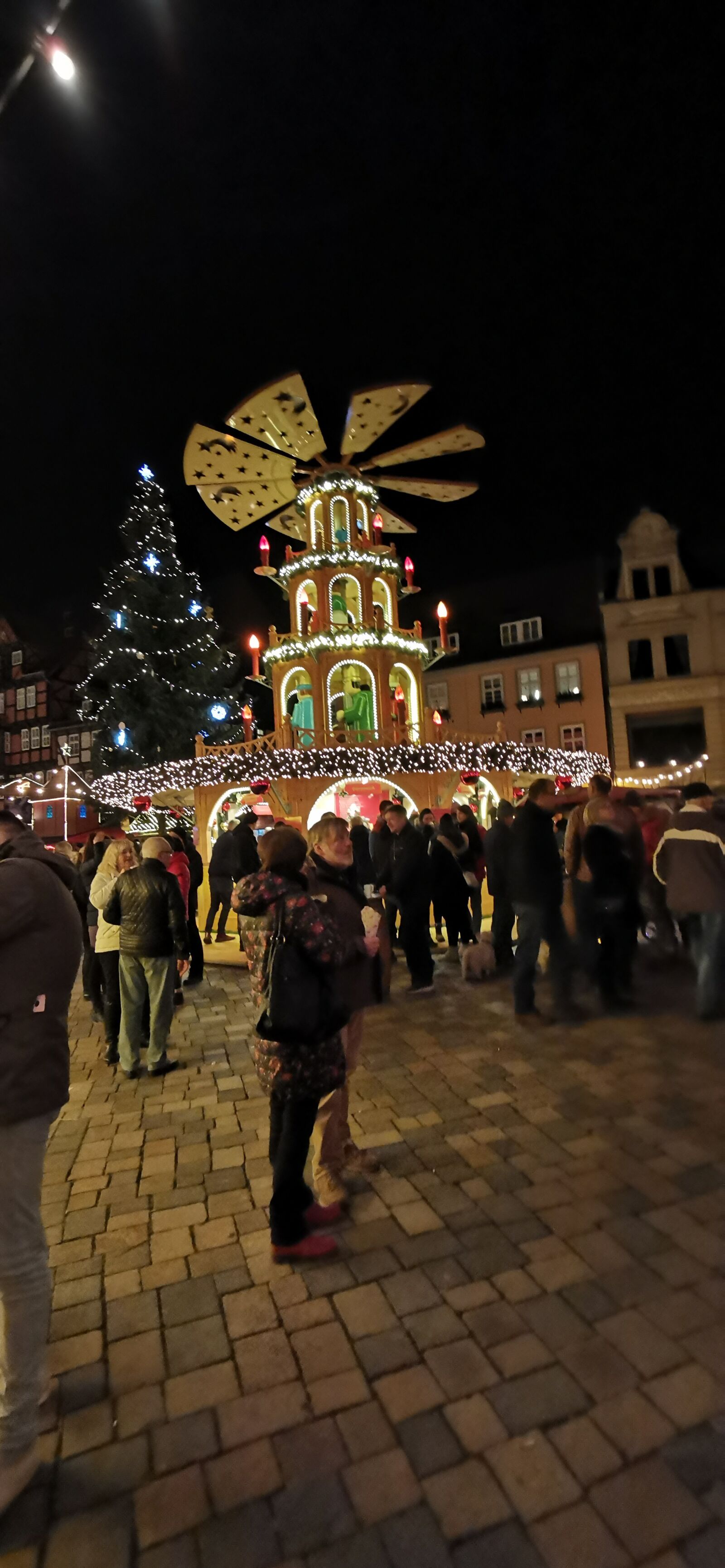 HUAWEI P30 Pro sample photo. Christmas, christmas market, quedlinburg photography