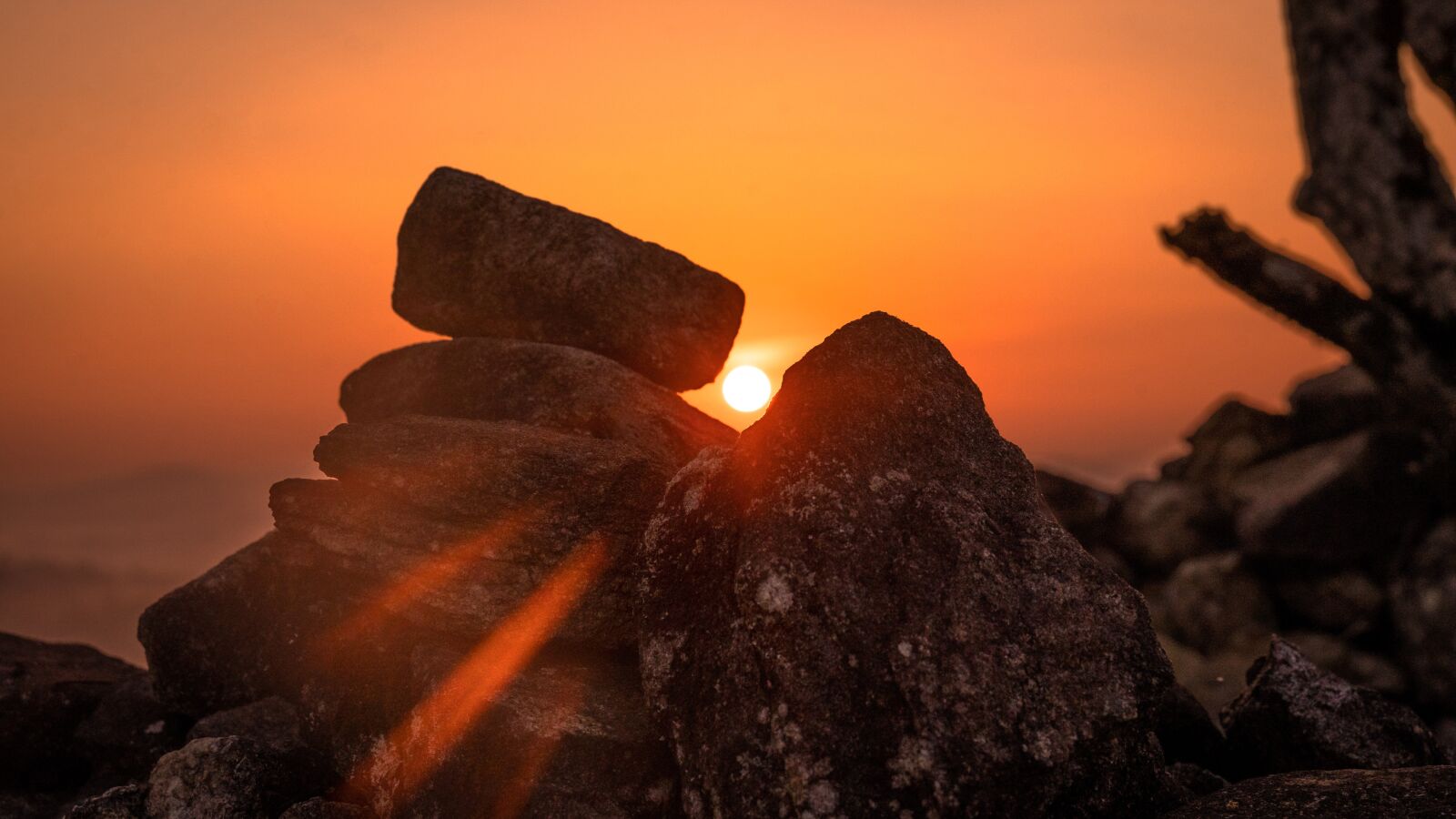 Sony a7 III + Tamron 28-75mm F2.8 Di III RXD sample photo. Sun, sunrise, sunset photography