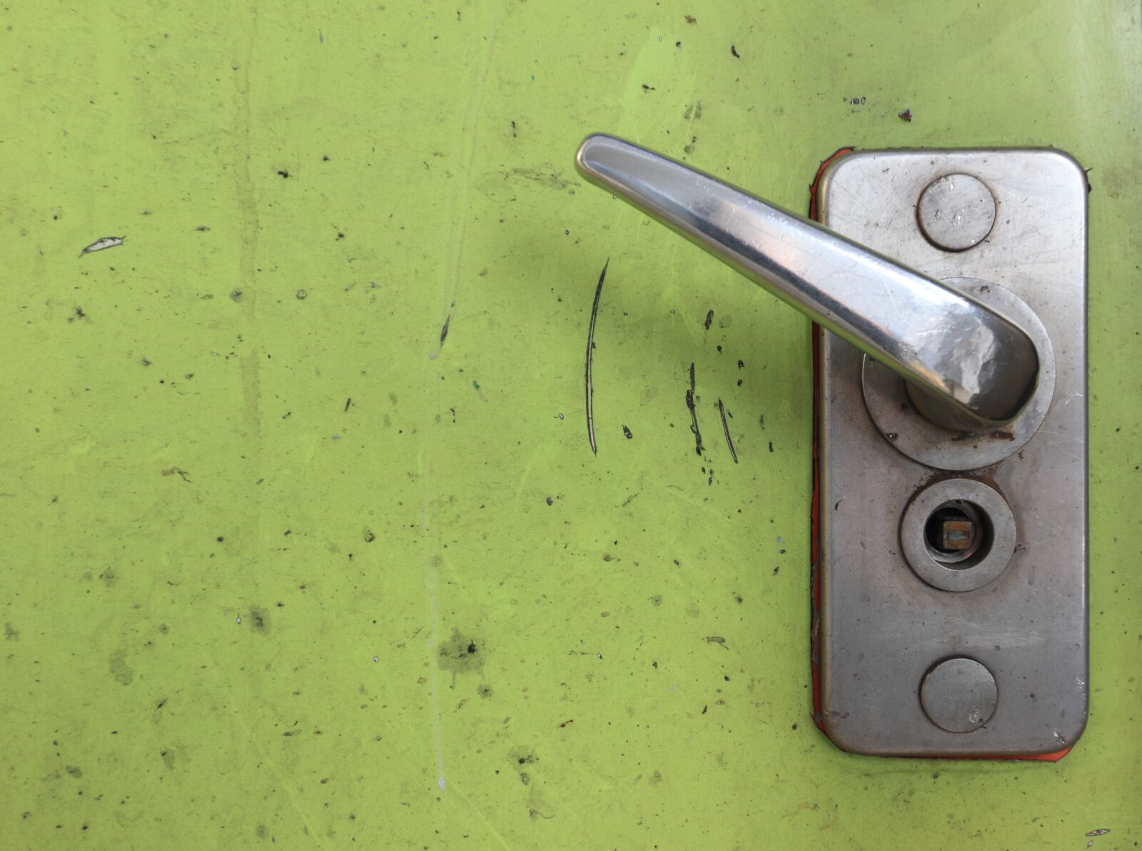 Canon EOS 550D (EOS Rebel T2i / EOS Kiss X4) sample photo. Door handle, handle, door photography
