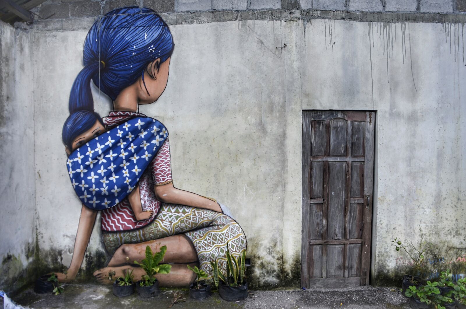 Nikon D5100 sample photo. Wall, house, graffiti photography