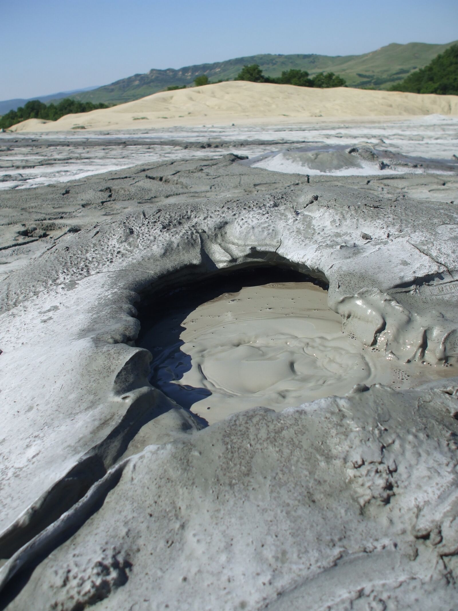 Fujifilm FinePix A800 sample photo. Mud volcano, volcano, mud photography