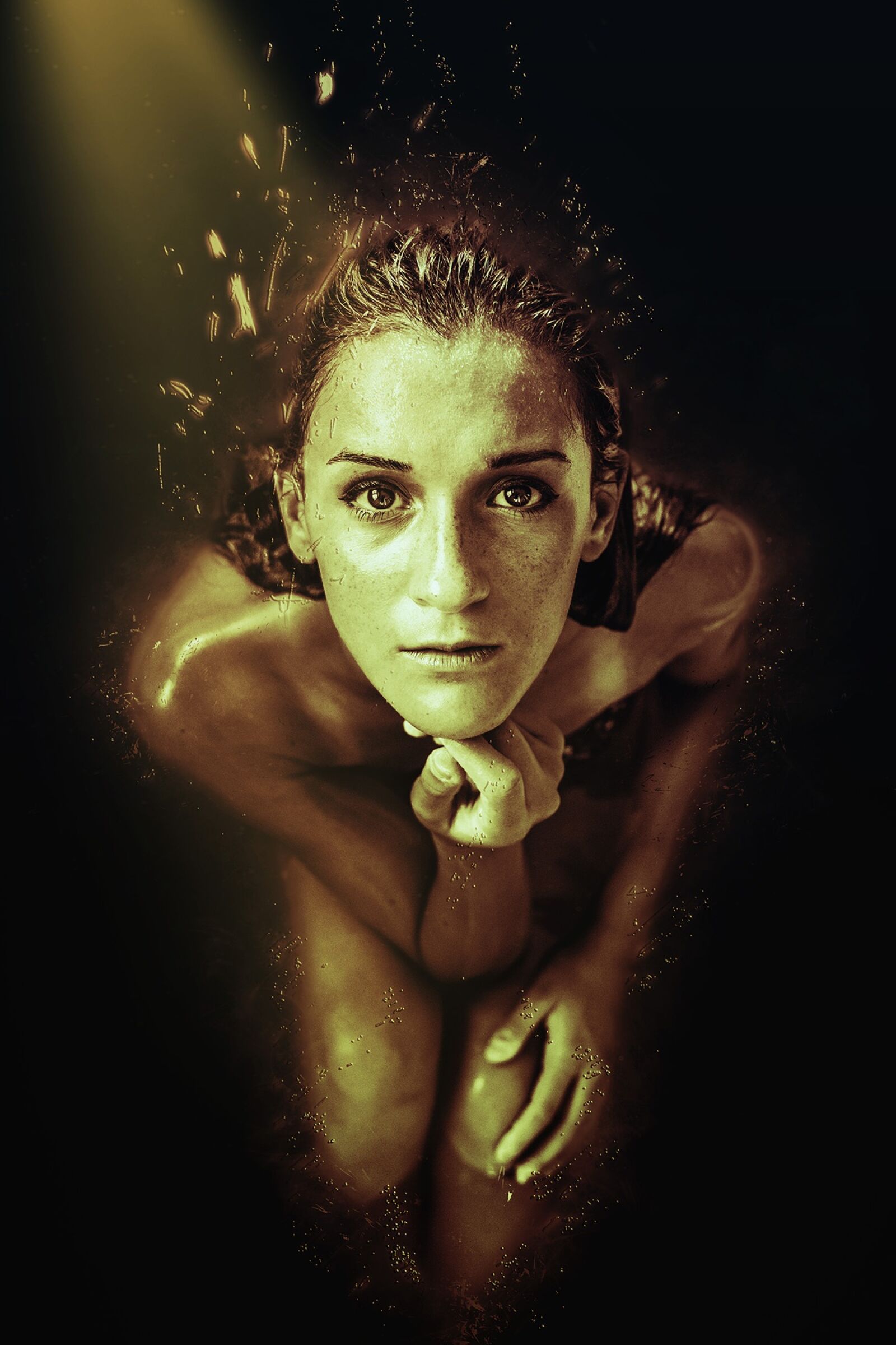 Nikon D810 sample photo. Woman, gold, water photography