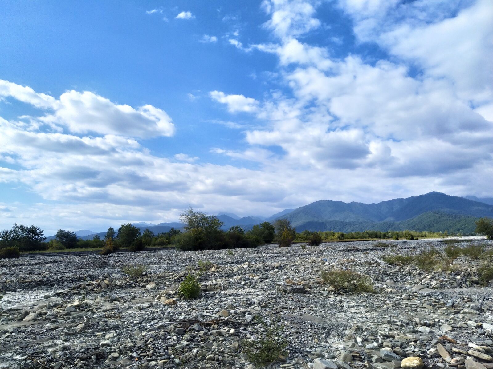Xiaomi Redmi Note 7 sample photo. Cloud, sky, blue photography