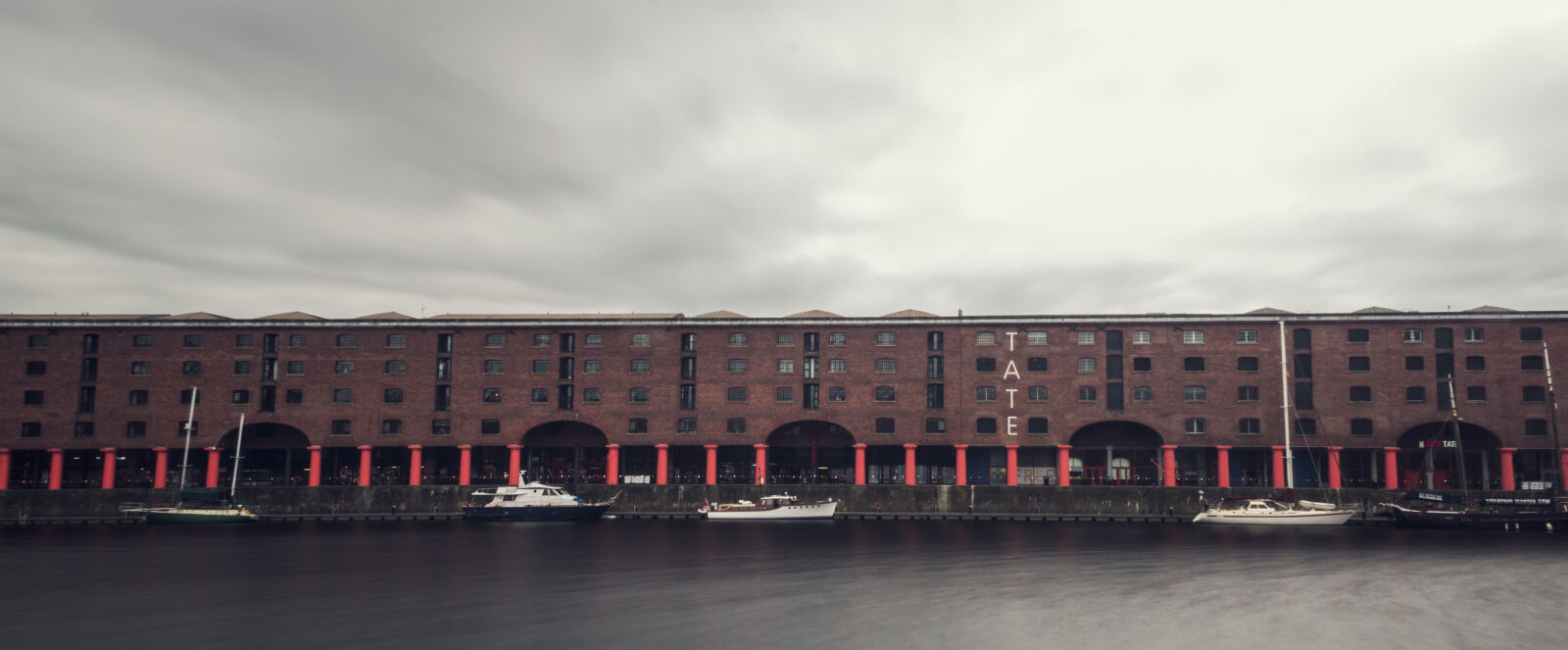 Canon EOS 600D (Rebel EOS T3i / EOS Kiss X5) sample photo. Albert, dock, liverpool, waterfront photography