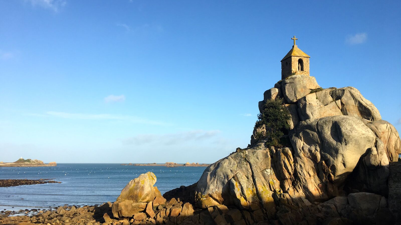 Apple iPhone 6s sample photo. Church, sea, sky photography