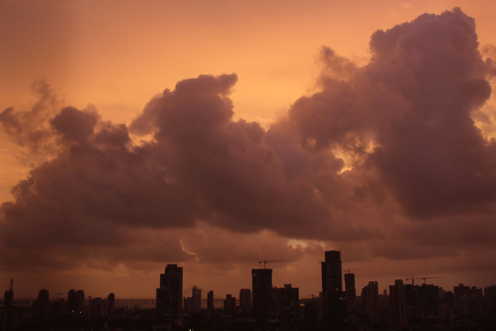 Canon EOS 1200D (EOS Rebel T5 / EOS Kiss X70 / EOS Hi) sample photo. Clouds, unedited, sky photography