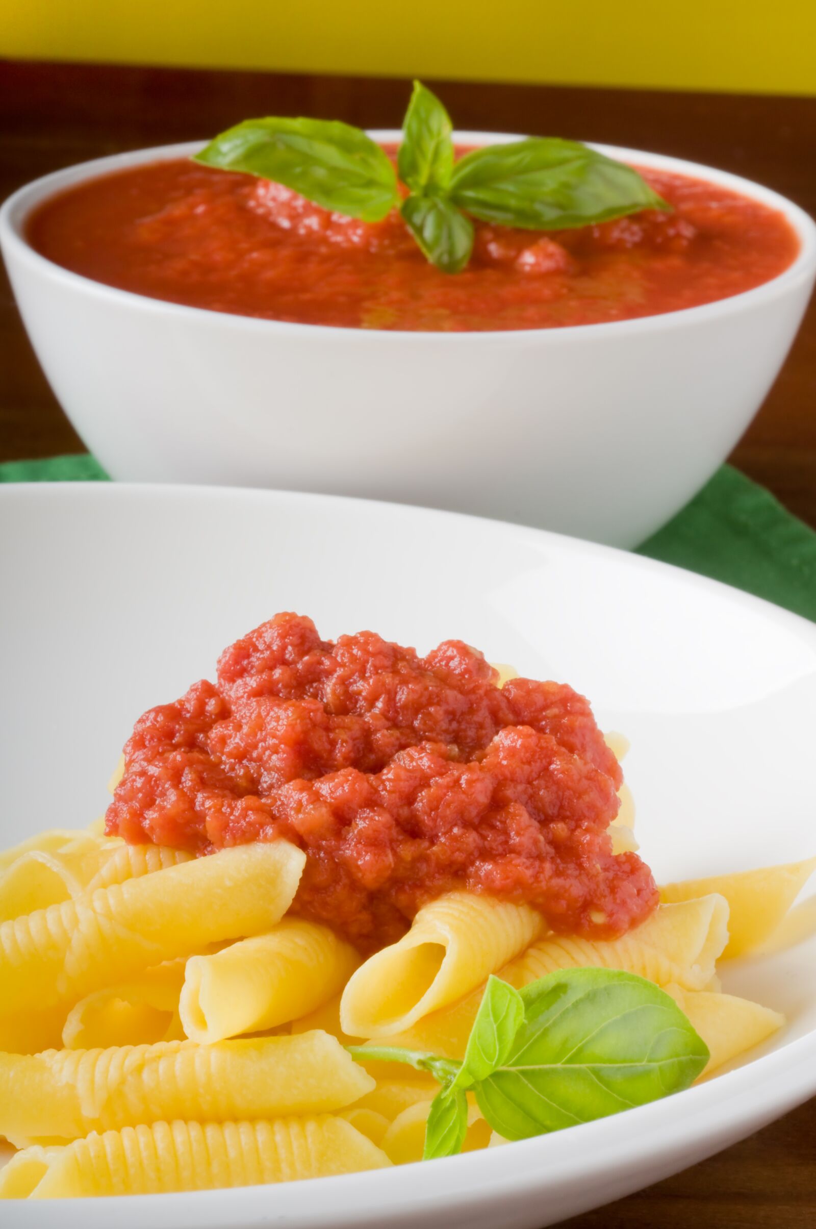 Nikon D300 sample photo. Pasta, tomato, basil photography