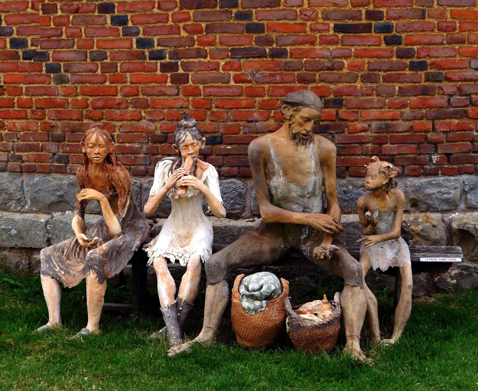 Panasonic Lumix DMC-G5 sample photo. Sculpture, characters, statue photography
