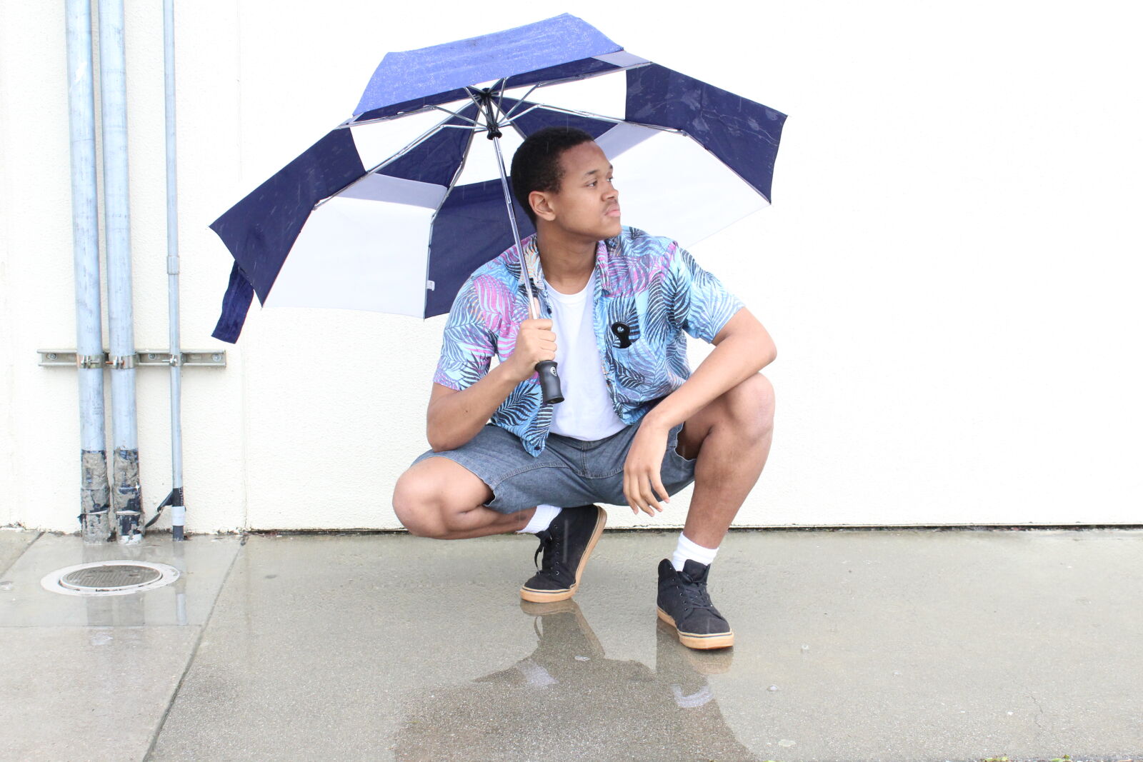 Canon EOS 1200D (EOS Rebel T5 / EOS Kiss X70 / EOS Hi) sample photo. Umbrella photography