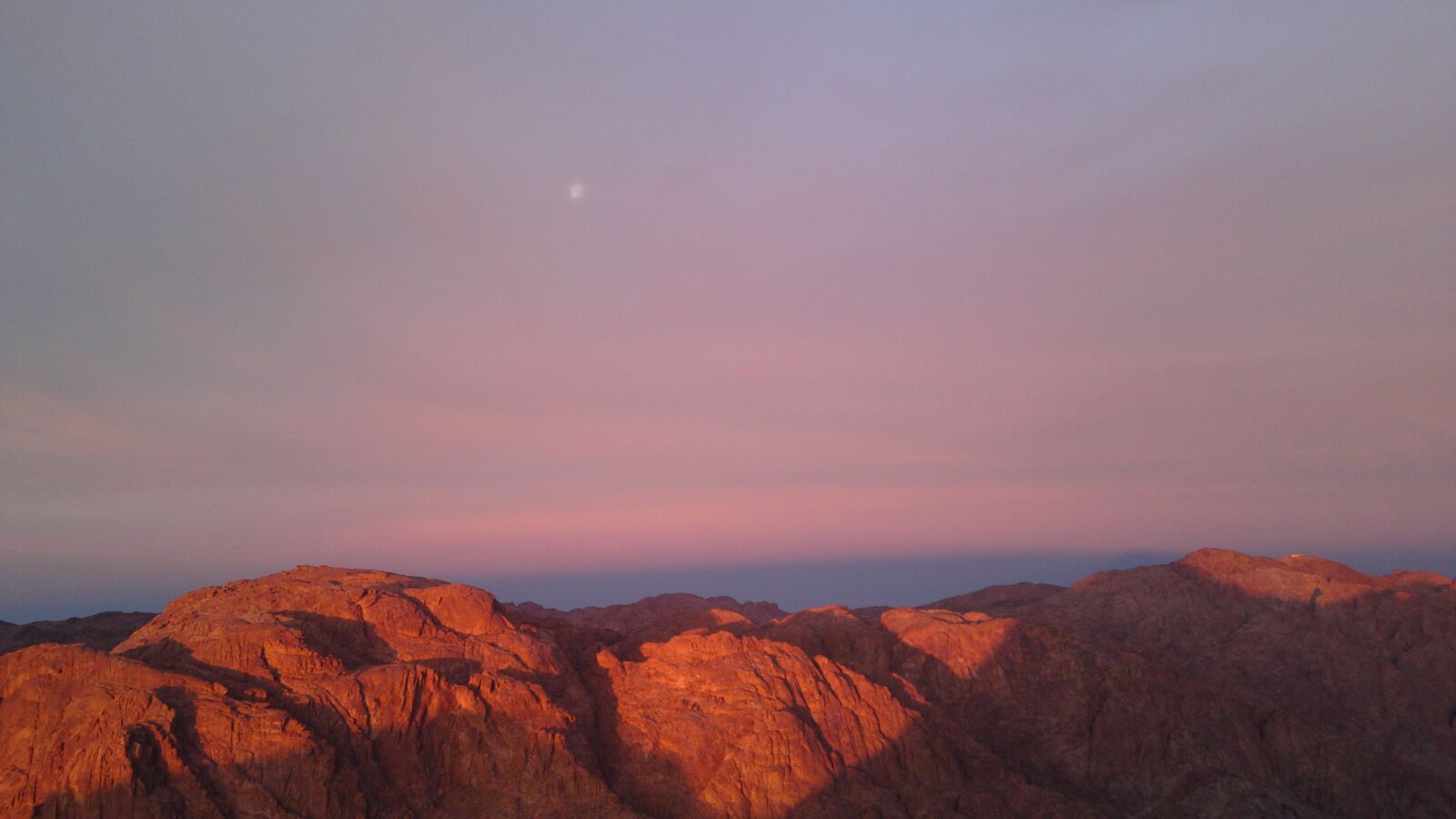 Sony Ericsson U1i sample photo. Sky, morning, flying photography