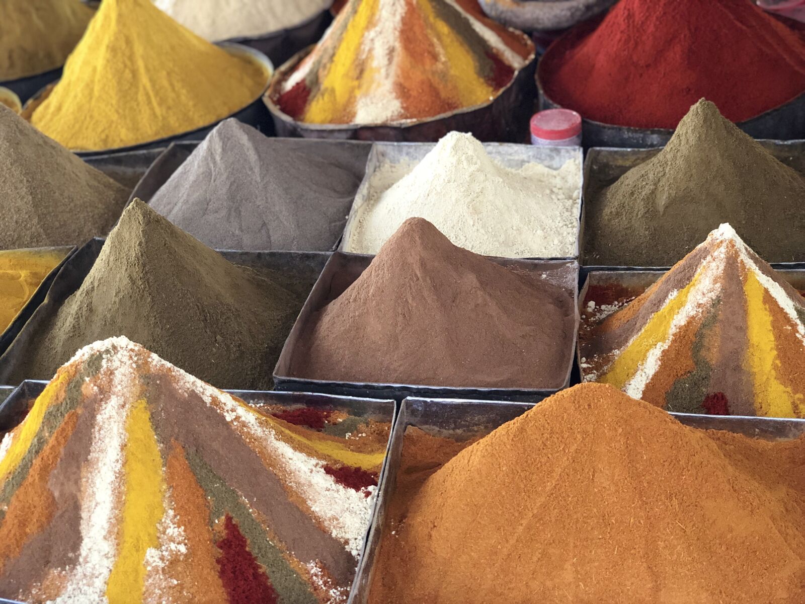 iPhone X back dual camera 6mm f/2.4 sample photo. Desert, morocco, marruecos photography