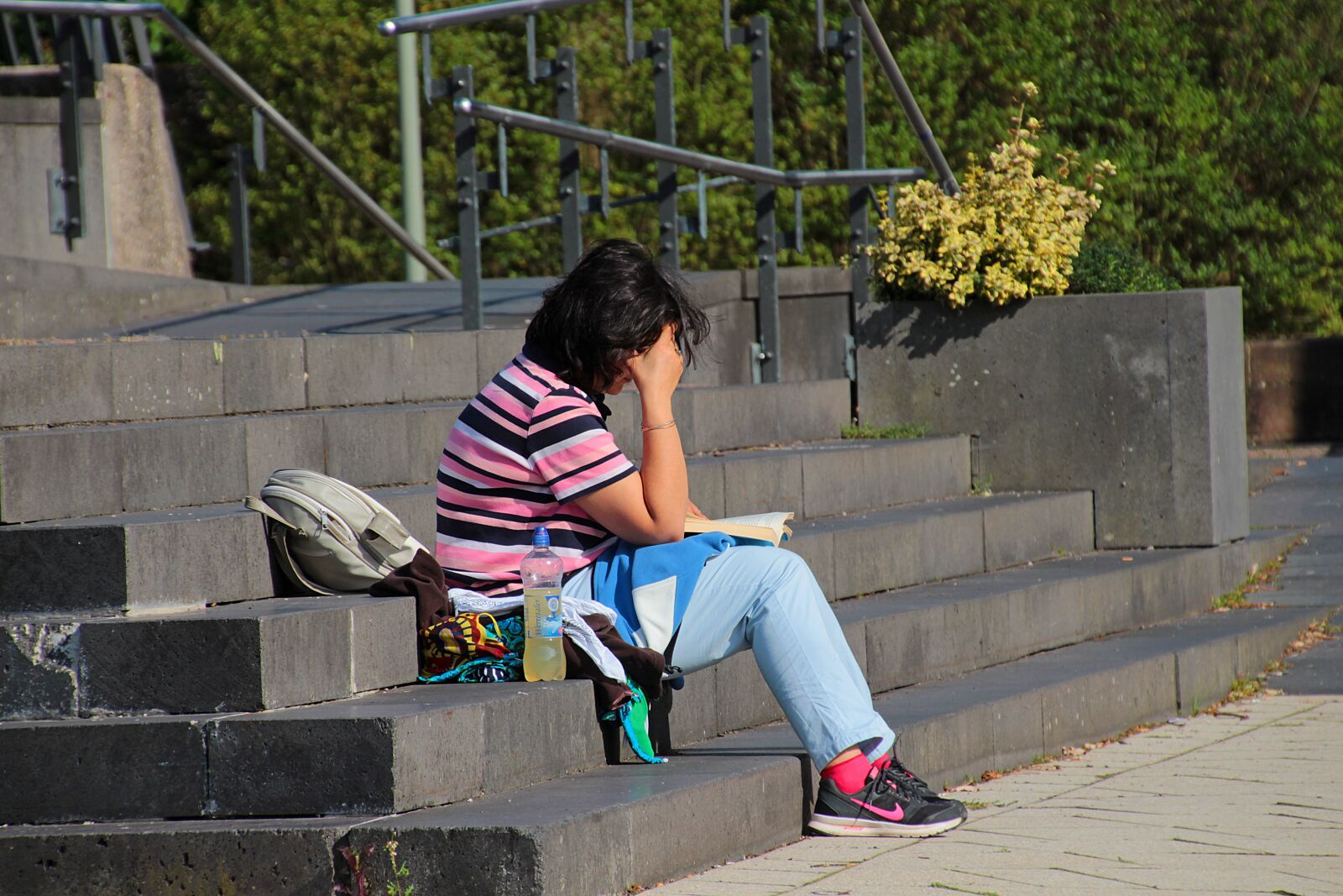 Canon EOS 700D (EOS Rebel T5i / EOS Kiss X7i) sample photo. Woman, human, person photography