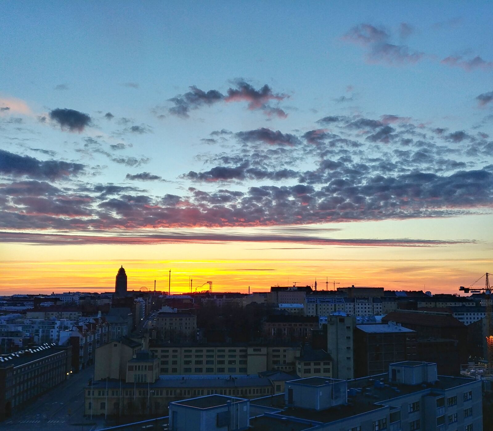 LG G6 sample photo. Helsinki, finland, city photography