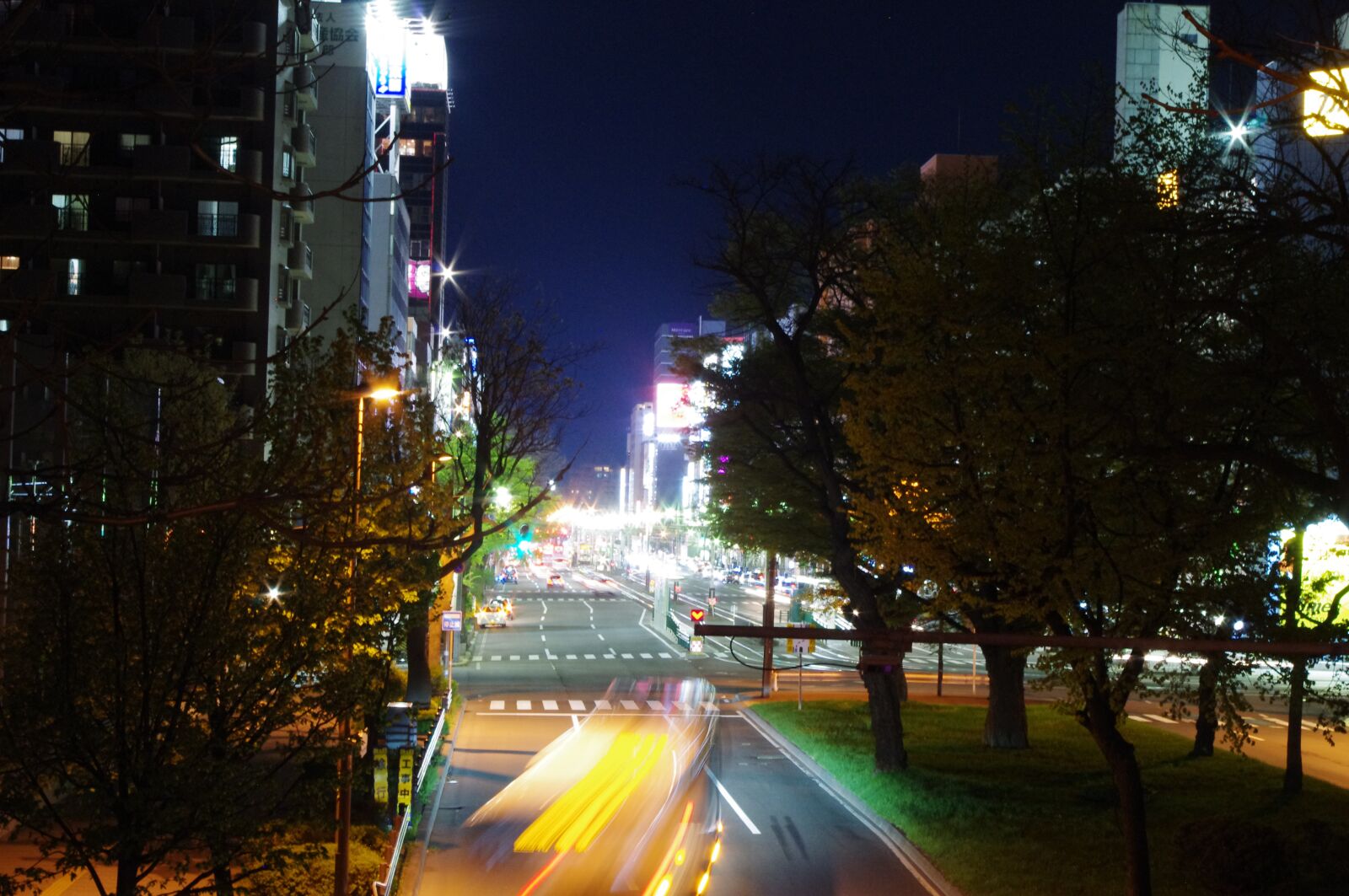 Pentax K-r sample photo. Nightscape, lights, cityscape photography