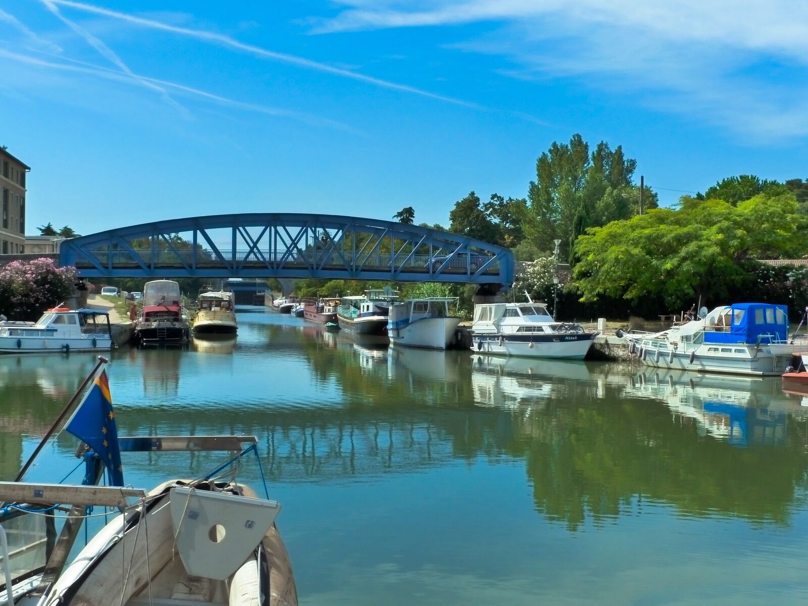 Panasonic Lumix DMC-ZS7 (Lumix DMC-TZ10) sample photo. Port, beaucaire, boat photography