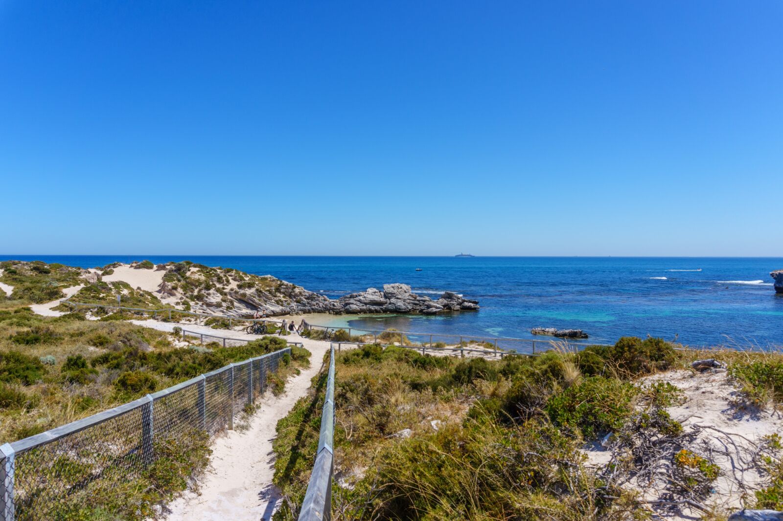 Sony Alpha a5000 (ILCE 5000) sample photo. Rottnest island, iceland, island photography