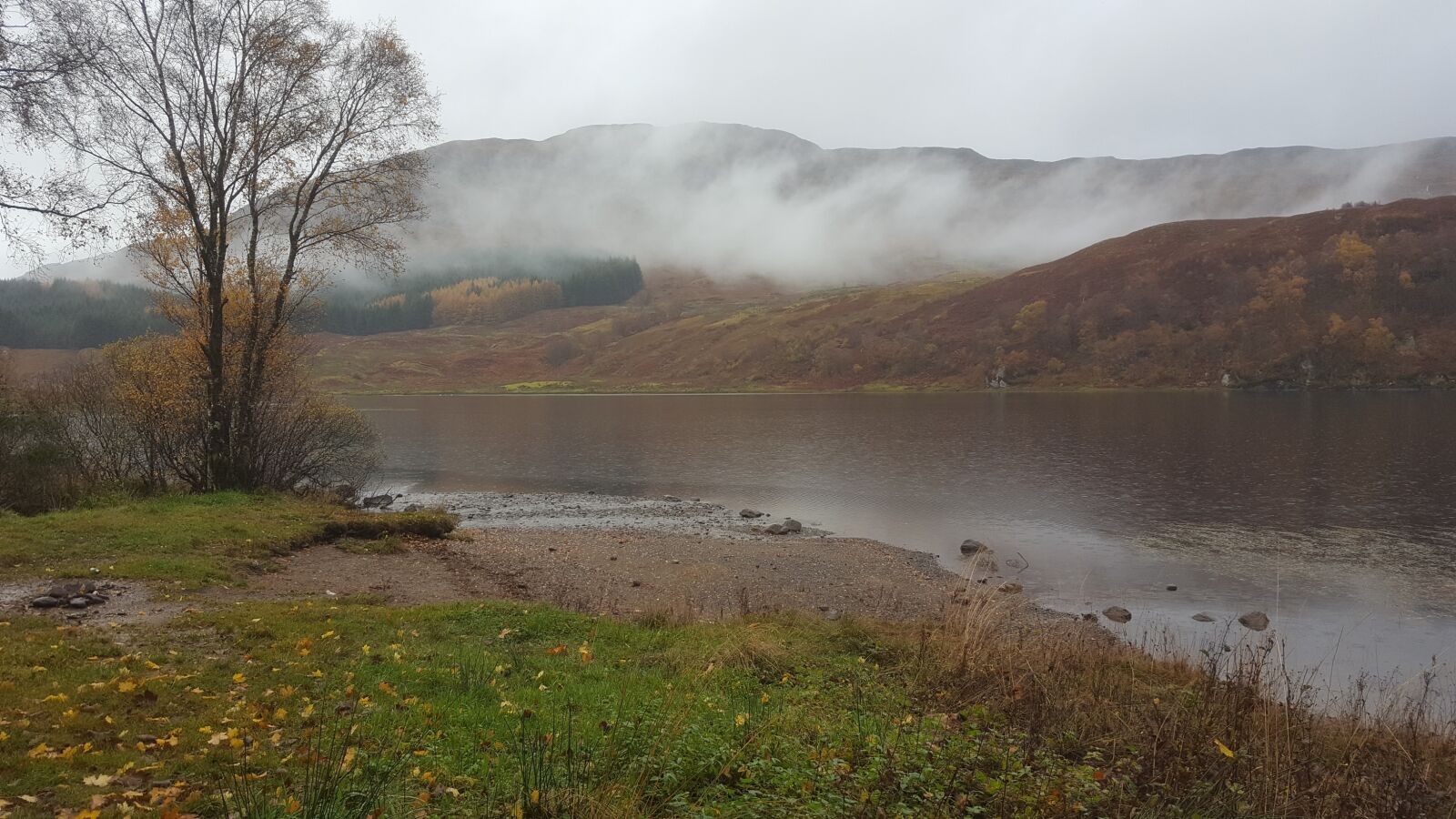 Samsung Galaxy S6 sample photo. Scotland, lake, hole photography