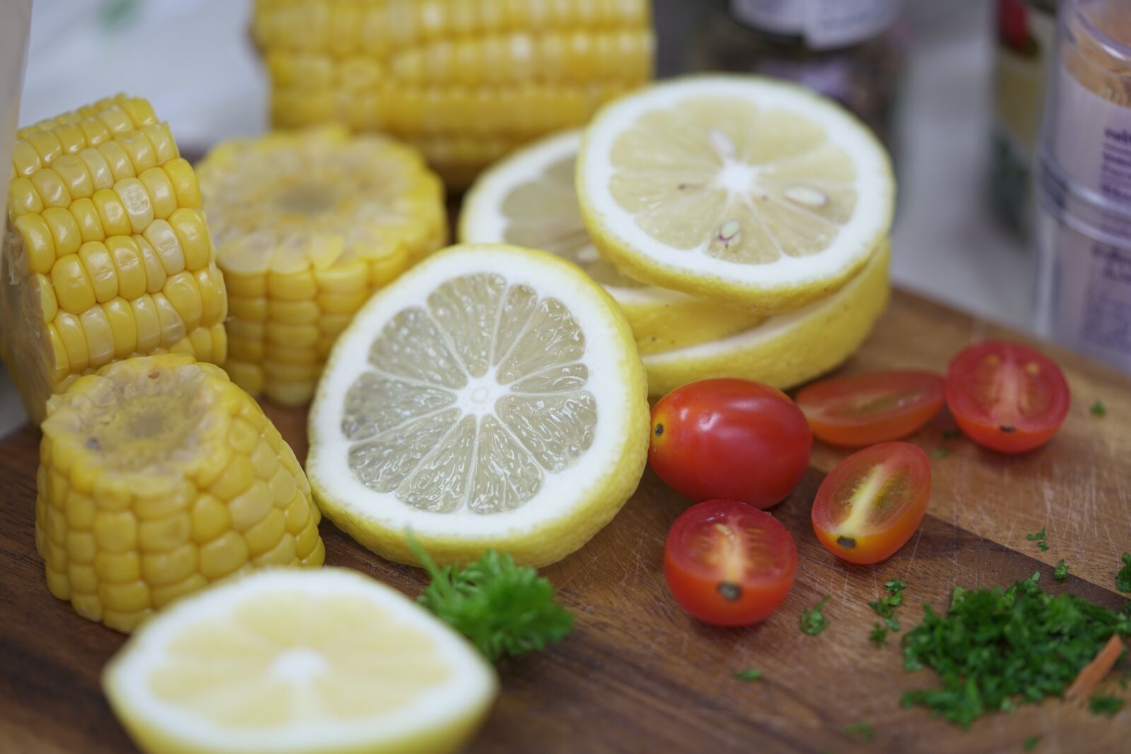 Sony a7R II + Sony FE 90mm F2.8 Macro G OSS sample photo. Cron, tomato, lemon photography