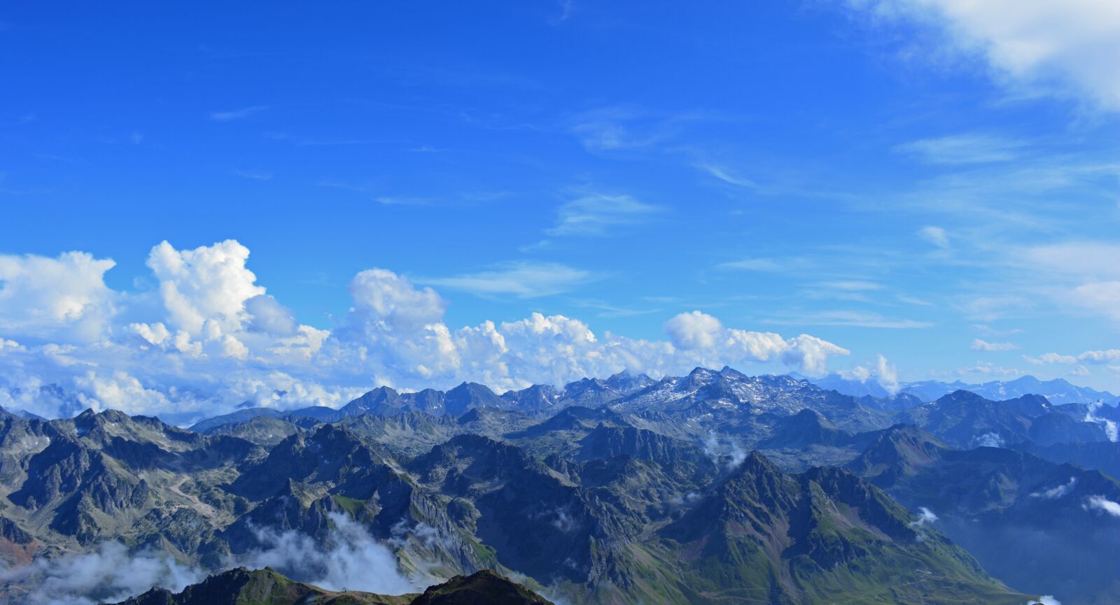 Nikon D5200 sample photo. Pyr n es, mountain photography
