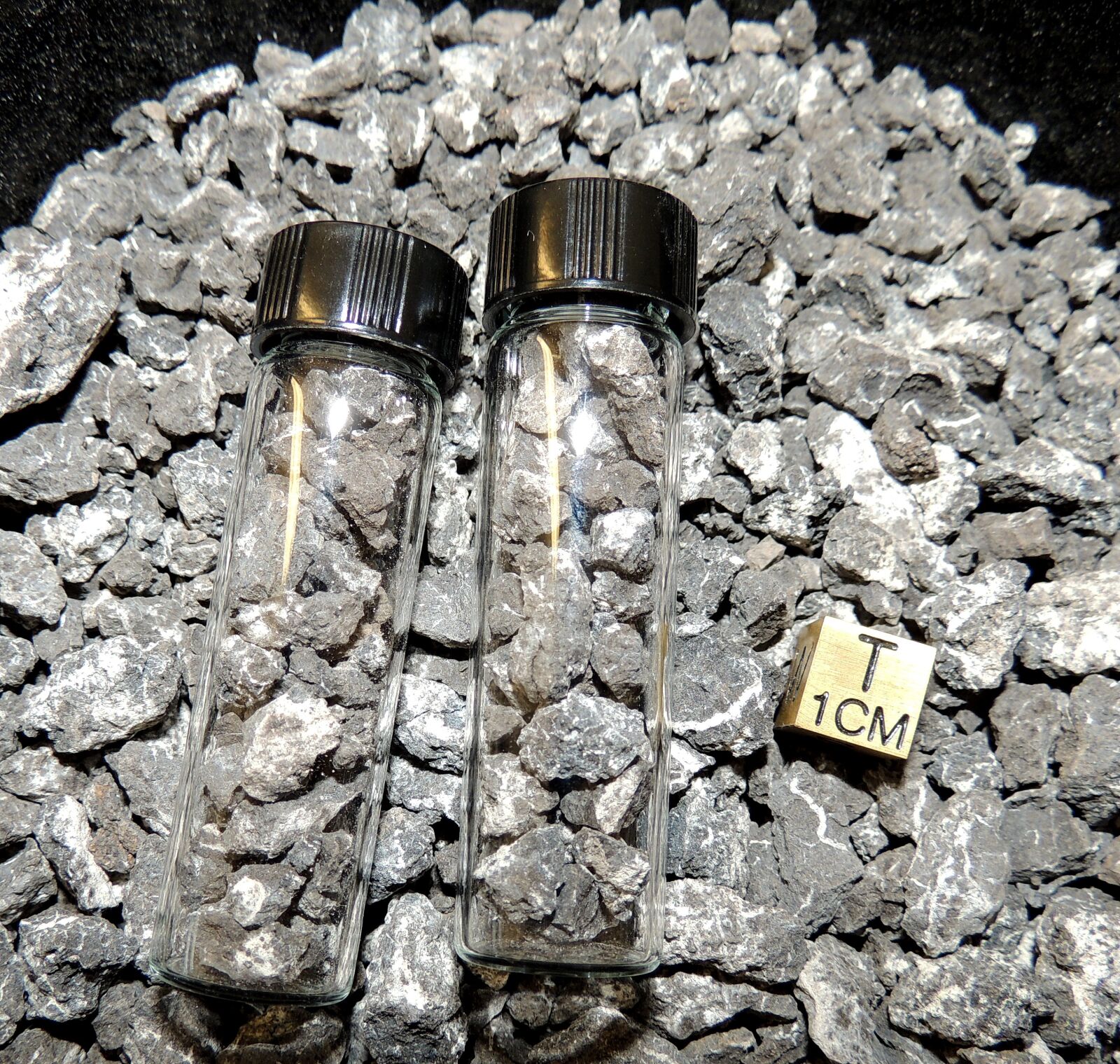 Nikon Coolpix P510 sample photo. Meteorite, impactite, murray springs photography