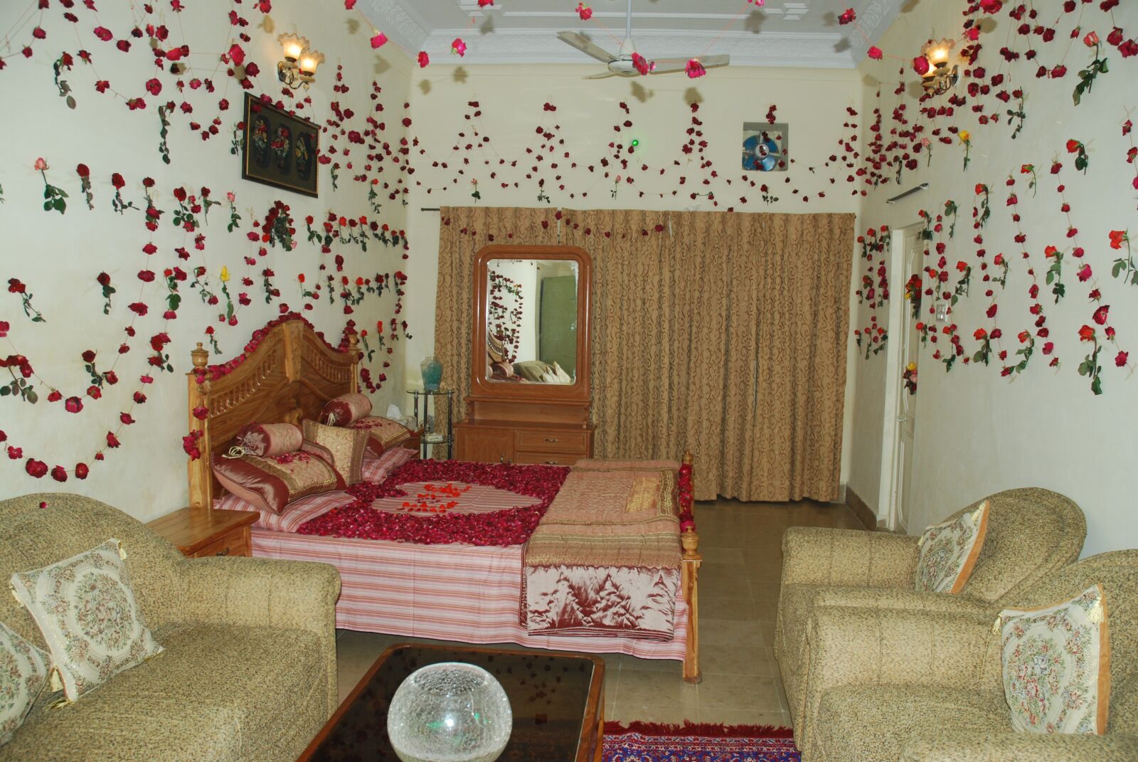 Nikon D40X sample photo. Bridal bed, bed for photography