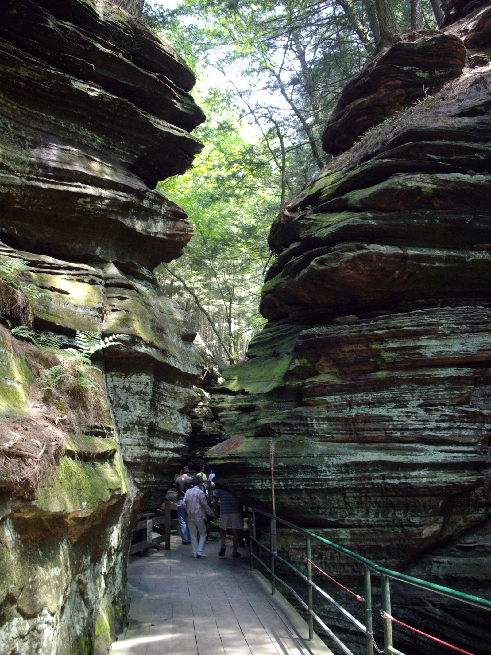 Pentax OPTIO E40 sample photo. Wisconsin, river, tour photography