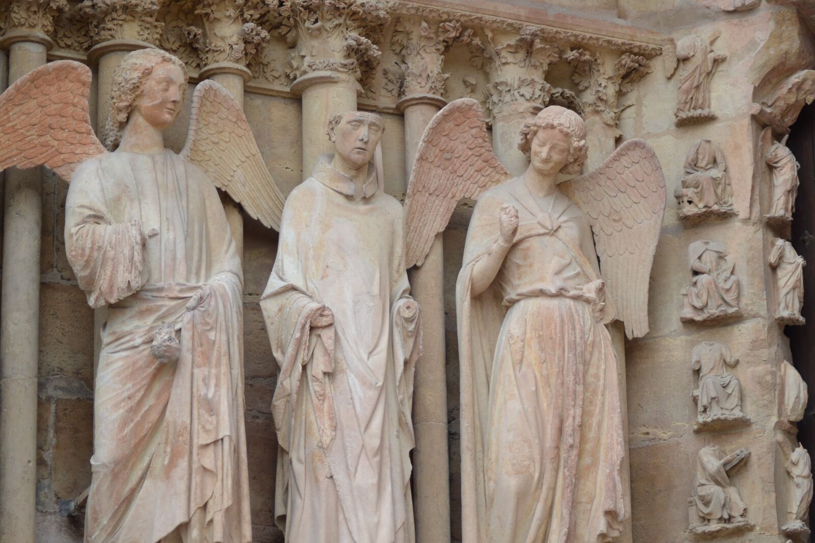 Nikon D3100 sample photo. Statue, cathedral, angels photography