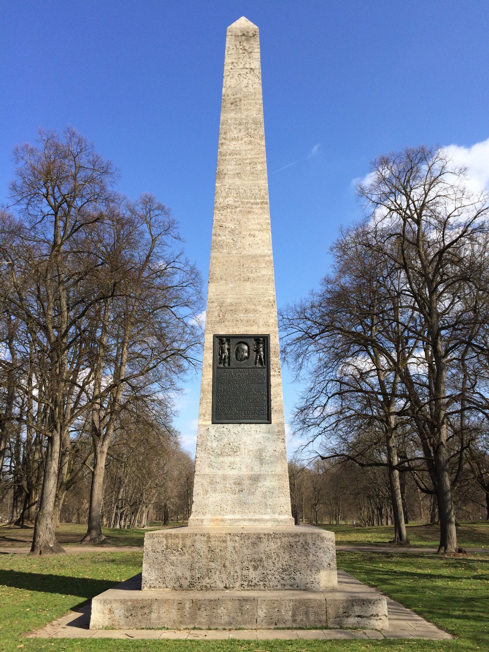 iPhone 5s back camera 4.15mm f/2.2 sample photo. Obelisk, pillar, places of photography