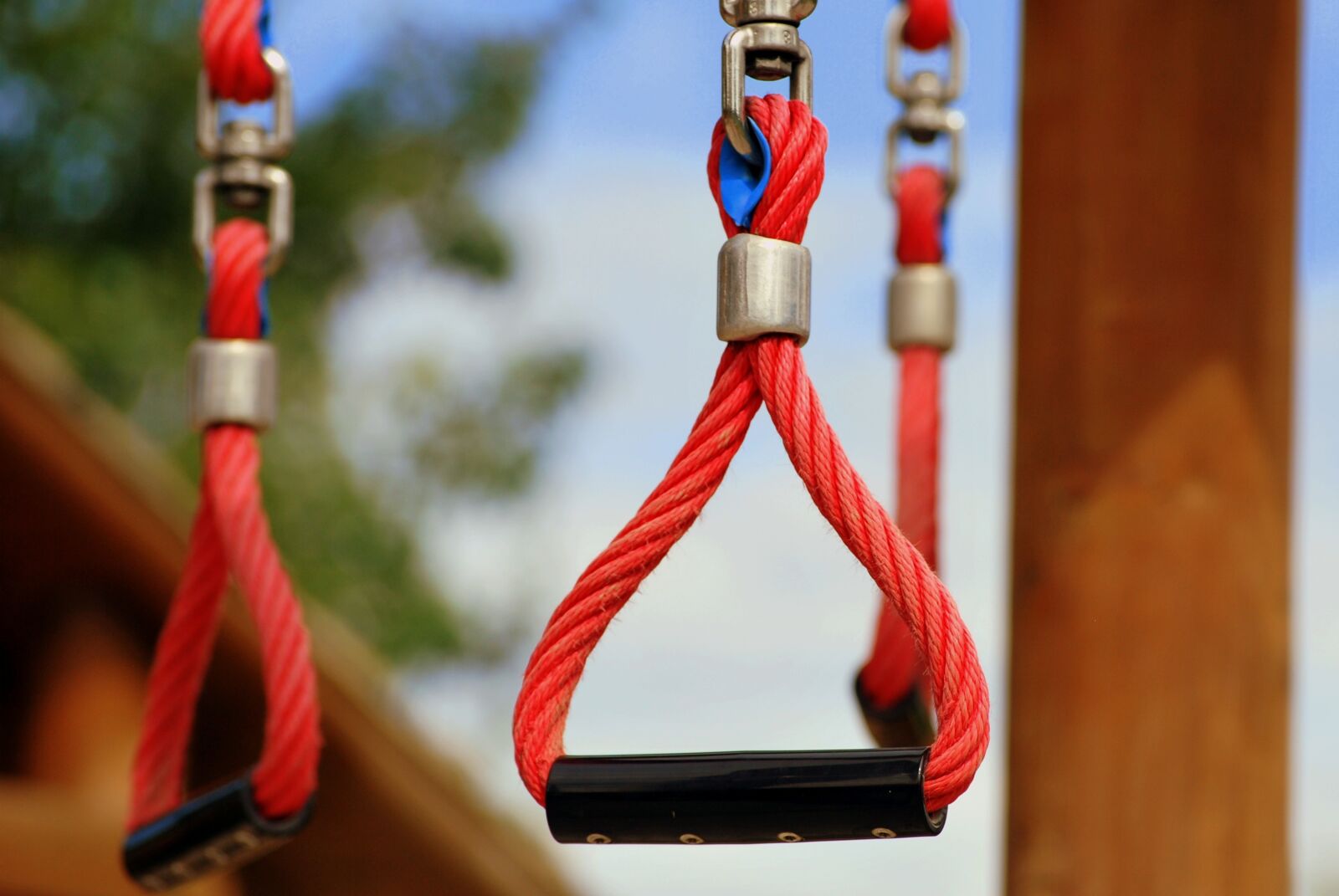 Nikon D60 sample photo. Rope, playground, hang photography