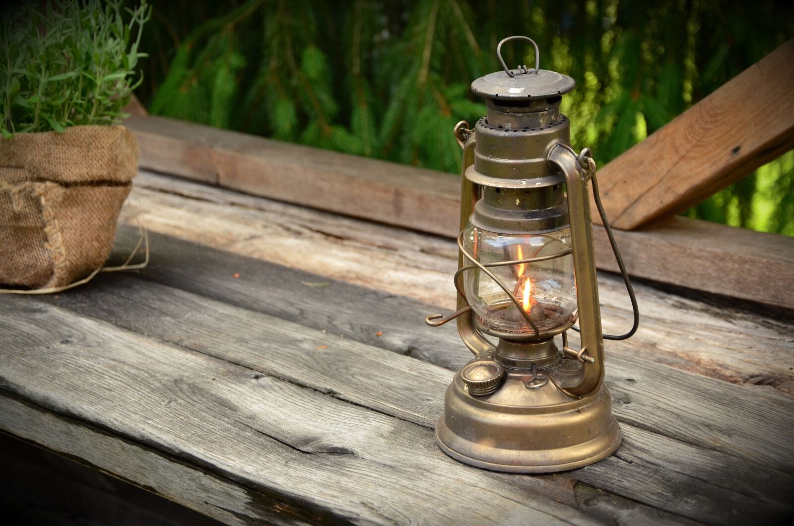 Nikon D5100 sample photo. Kerosene lamp, light, lamp photography