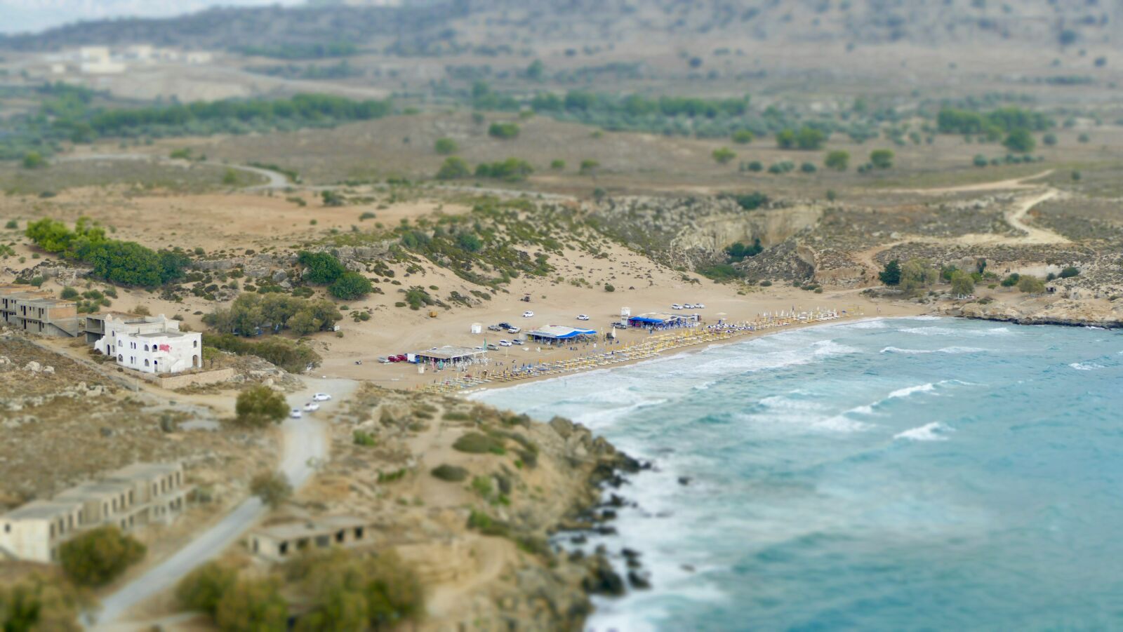 Panasonic Lumix DMC-FZ1000 sample photo. Miniature, tilt shift, landscape photography