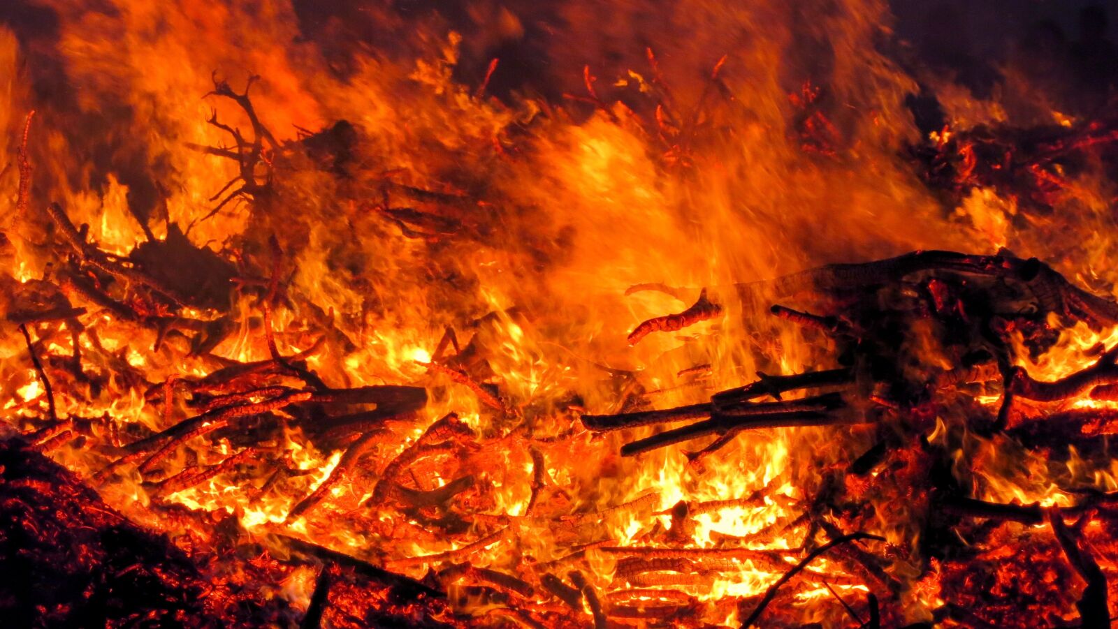 Canon PowerShot S110 sample photo. Fire, brand, flame photography