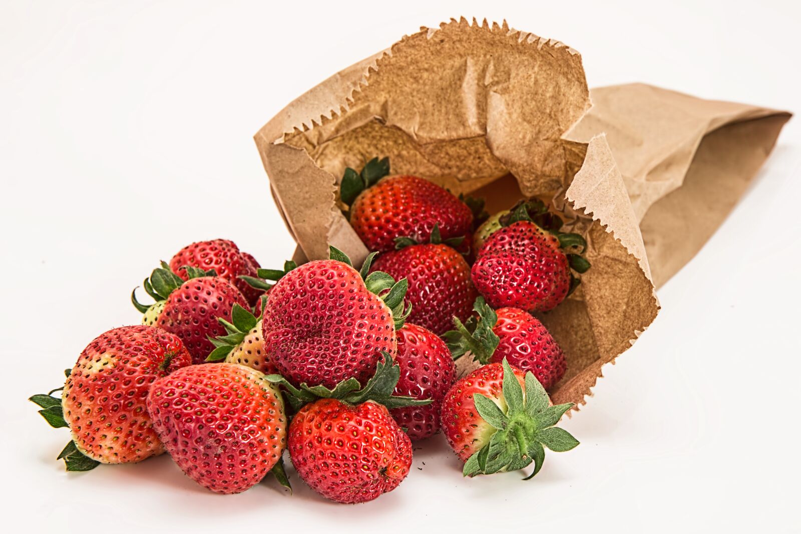 Canon EOS 70D sample photo. Strawberries, fresh fruit, dessert photography