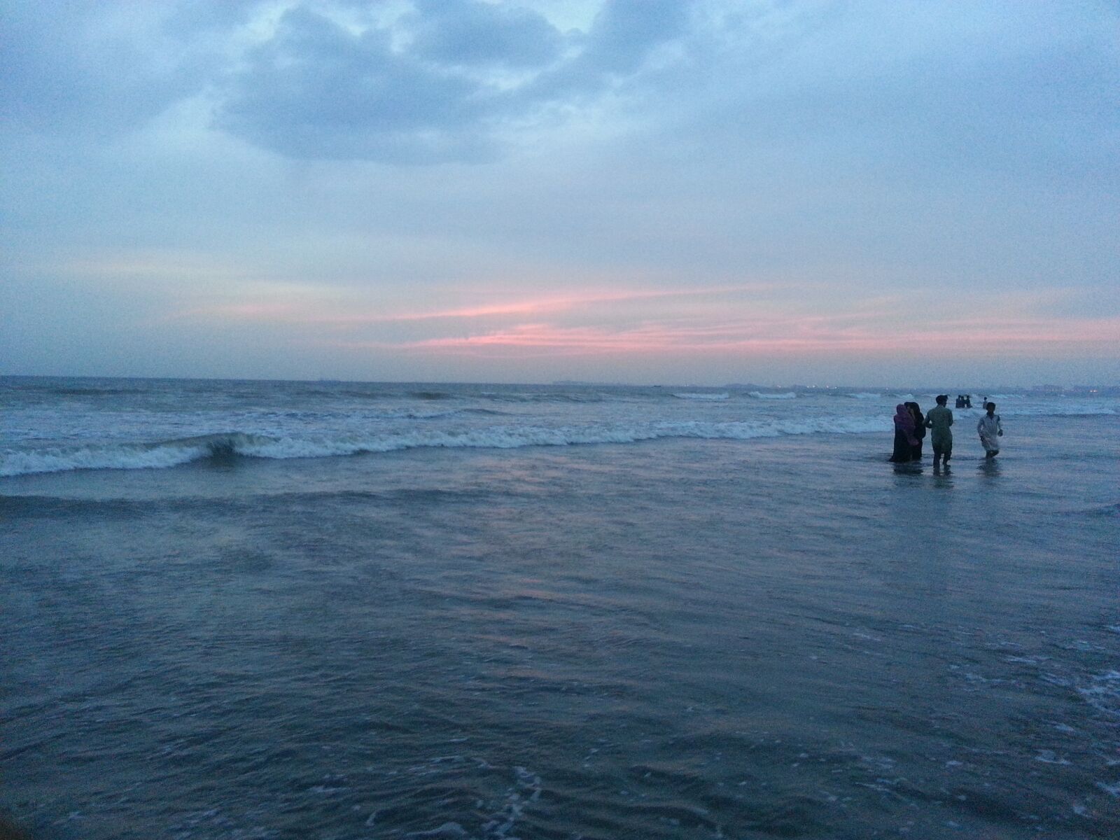 Samsung Galaxy Note2 sample photo. Kissing sky, sunset, karachi photography