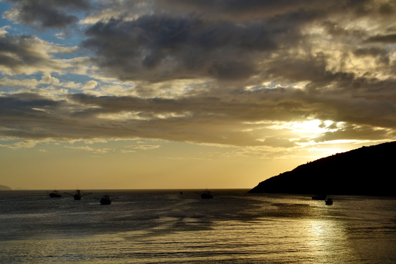 Nikon D3100 sample photo. Scenic, view, of, sea photography