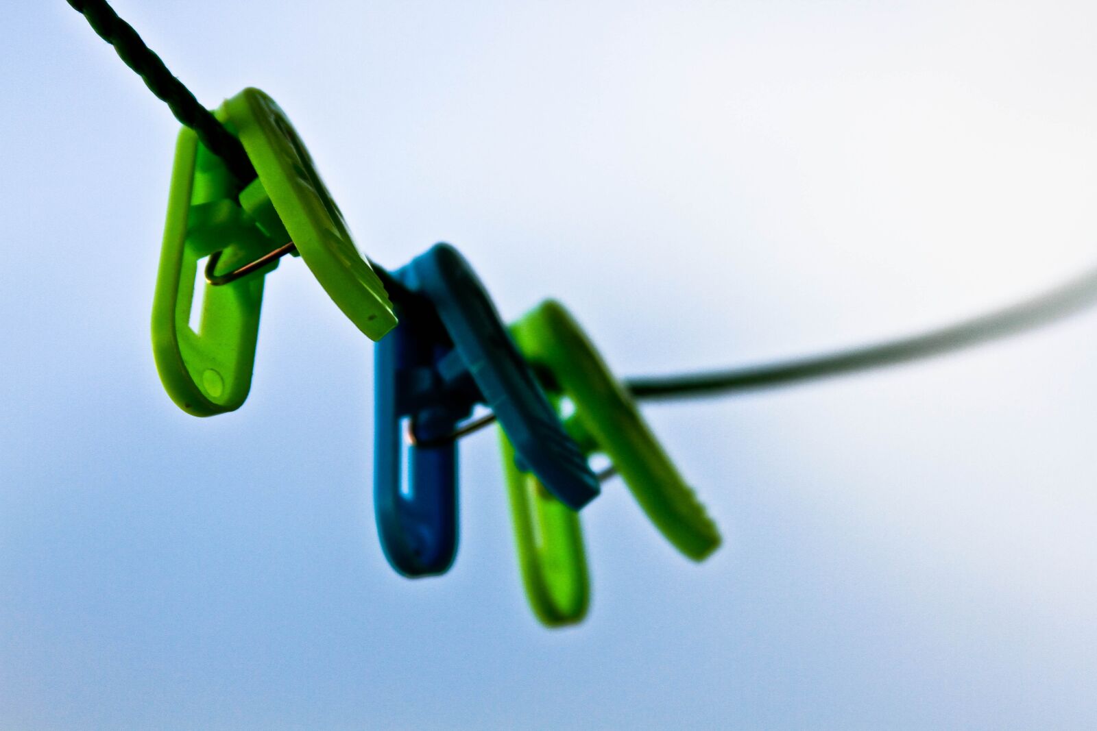 Canon EOS 7D sample photo. Clamp, colorful, depth photography