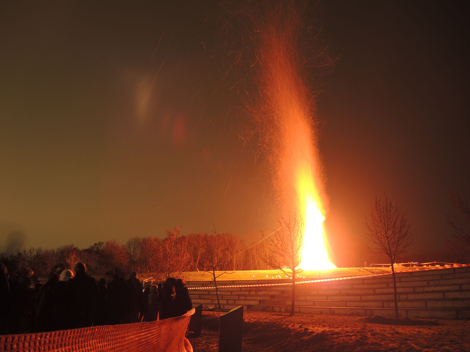 Nikon Coolpix P7800 sample photo. Festival, fire, sparks photography