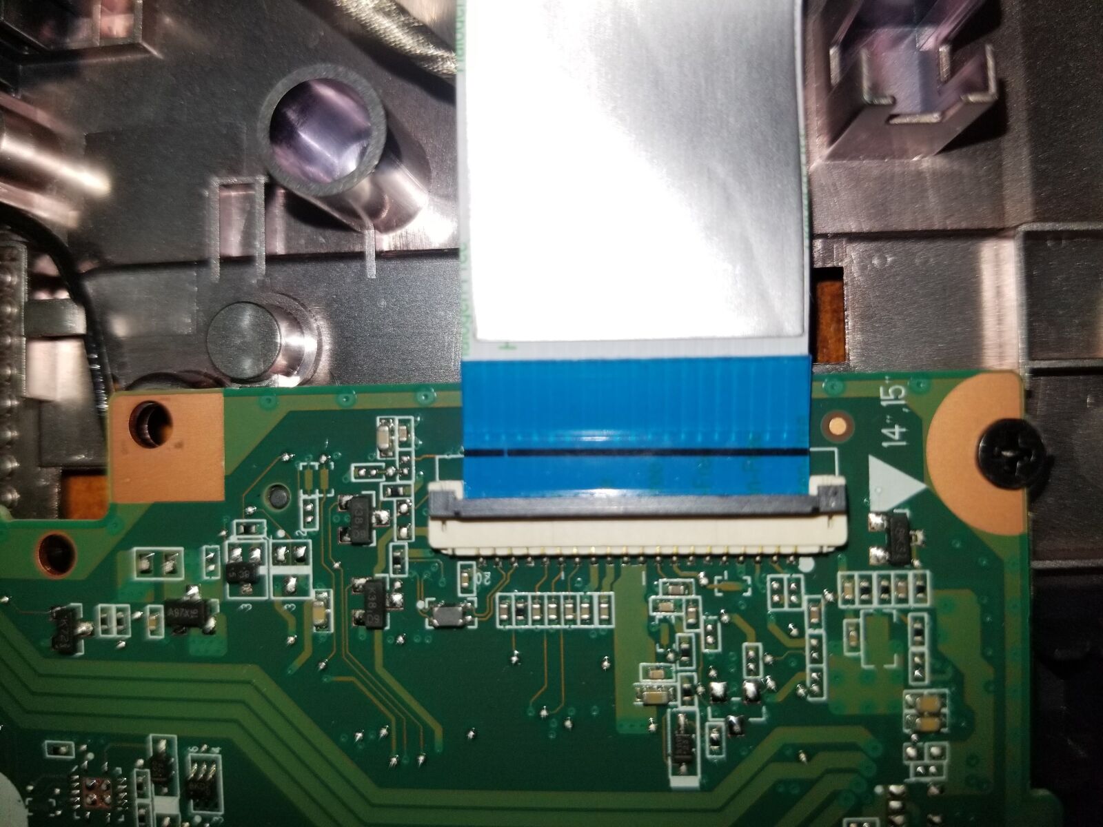 Samsung Galaxy S8+ sample photo. Laptop, circuit, computer photography