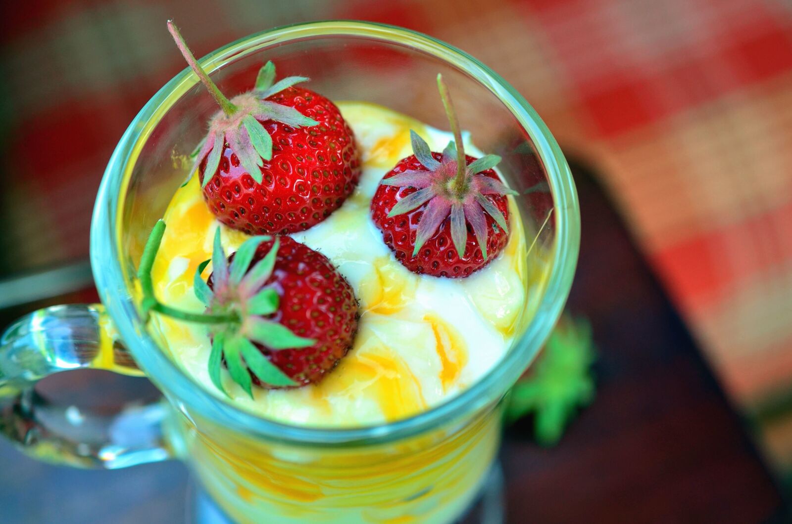 Nikon D5100 sample photo. Strawberry, icecream, pudding photography
