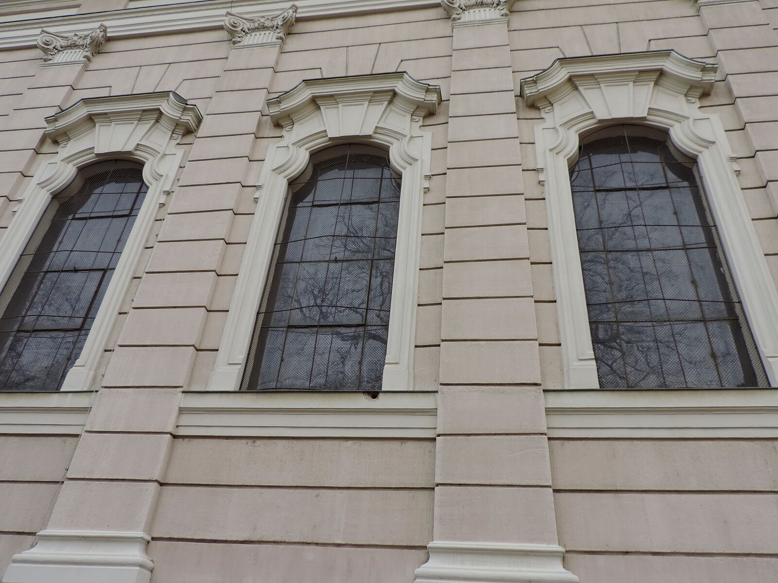 Nikon Coolpix P520 sample photo. Building, architecture, window, house photography