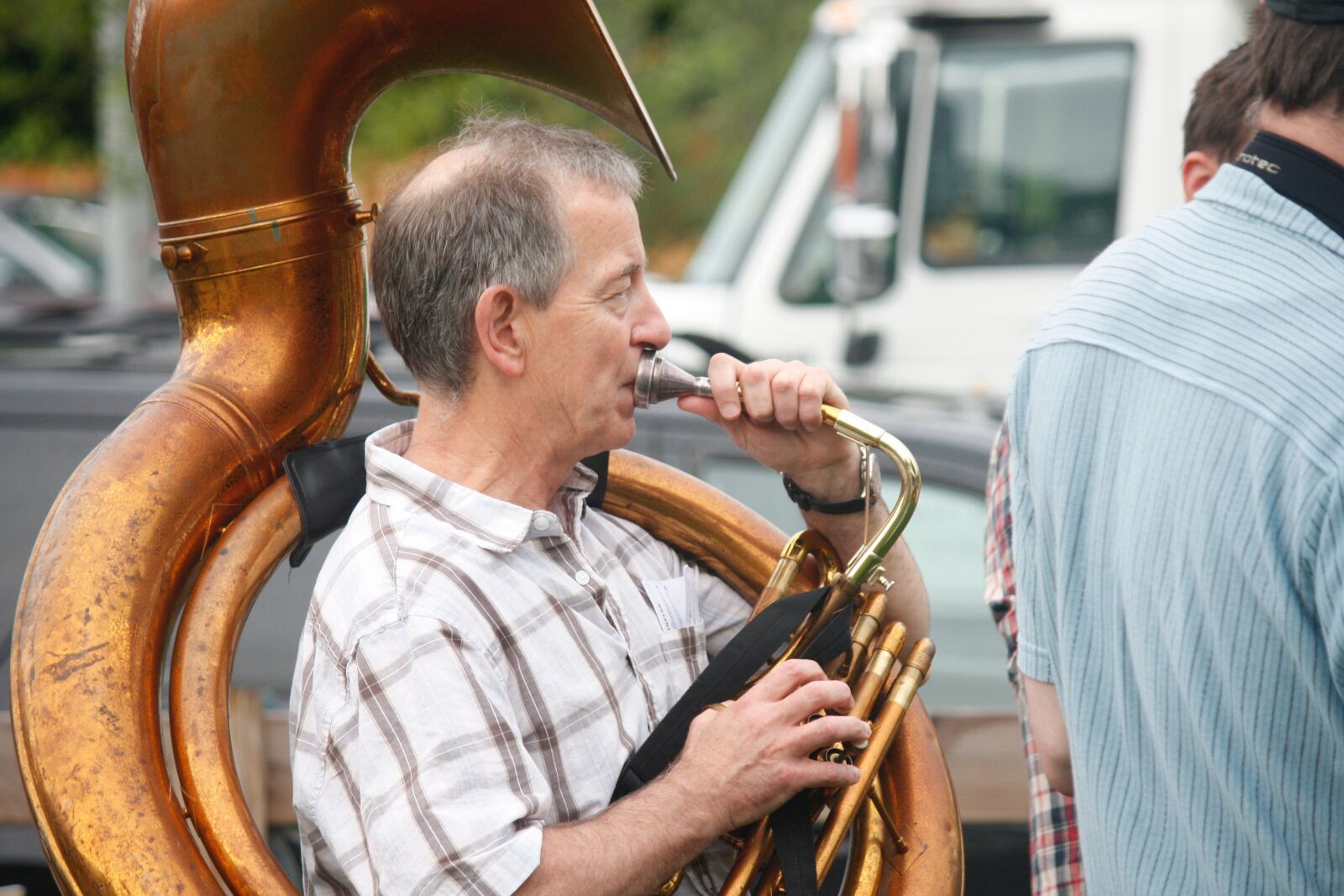 Canon EOS 450D (EOS Rebel XSi / EOS Kiss X2) sample photo. Tuba, musician, horn photography