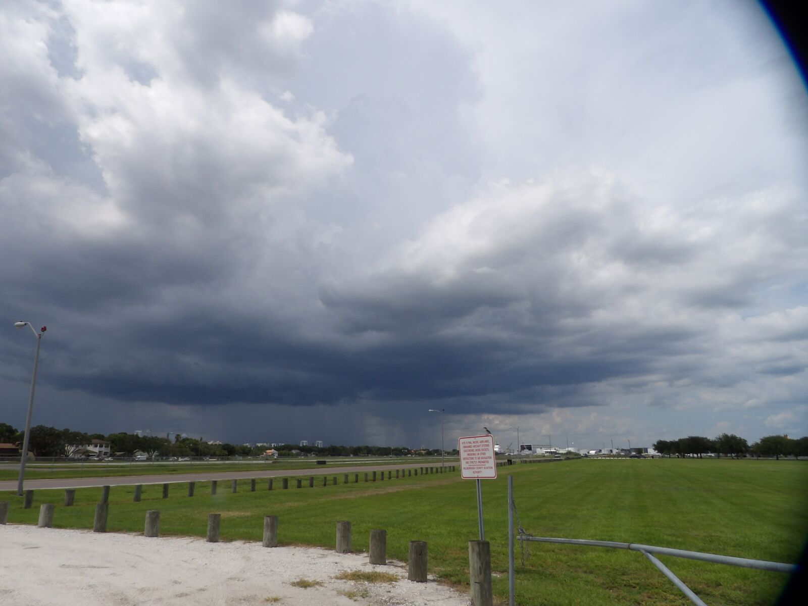 JK KODAK PIXPRO AZ525 sample photo. Storm brewing, diyc, ominous photography