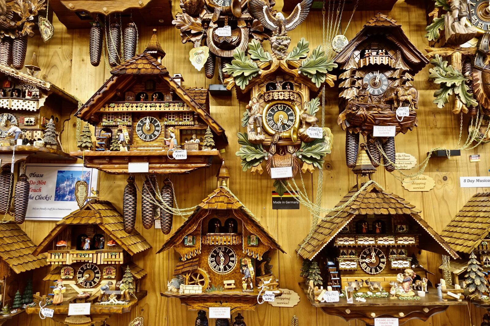 Sony Cyber-shot DSC-RX100 III sample photo. Clocks, coo coo, selection photography