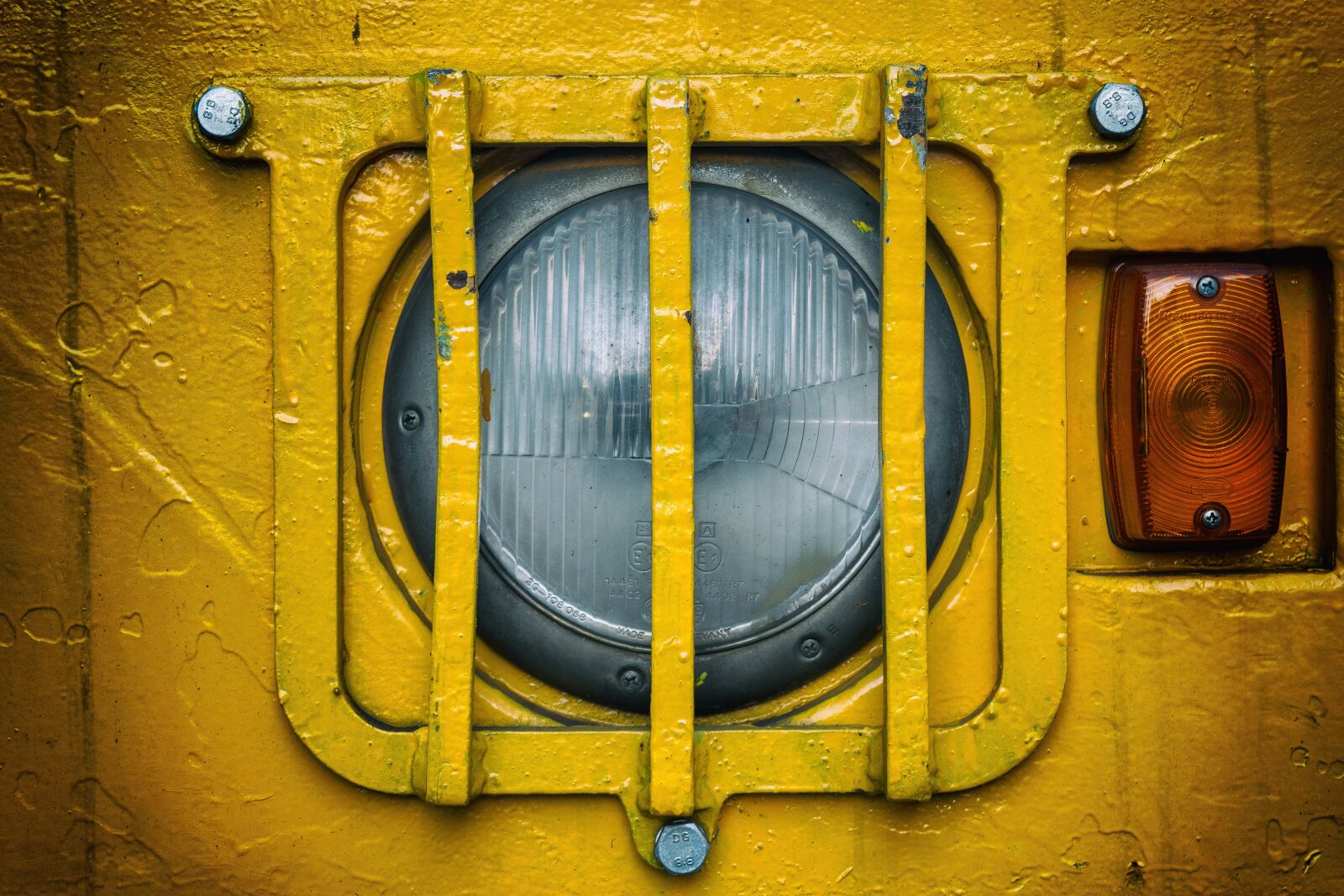 Nikon D3300 sample photo. Grid, lamp, spotlight photography