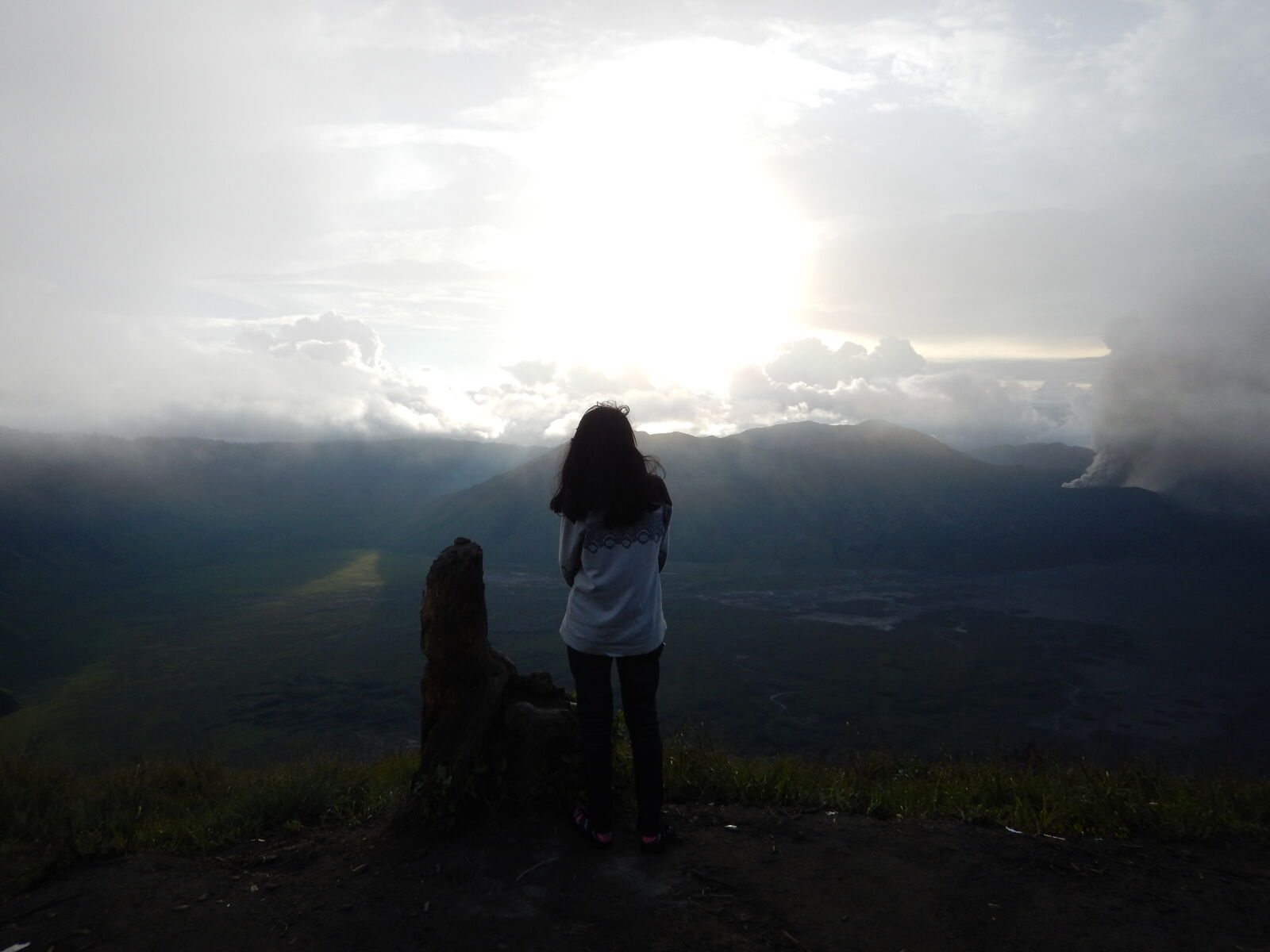 Nikon Coolpix AW130 sample photo. Mountains, women, standing, alone photography