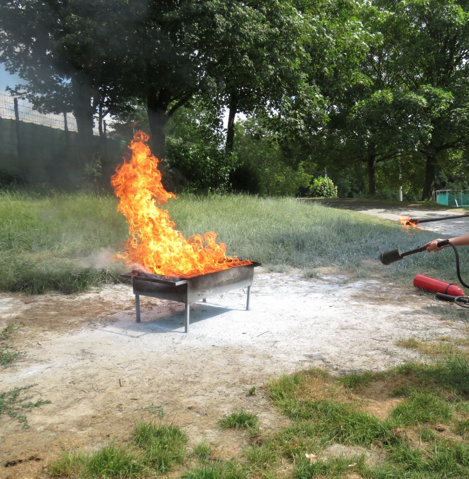 Canon PowerShot SX60 HS sample photo. Fire, delete exercise, fire photography