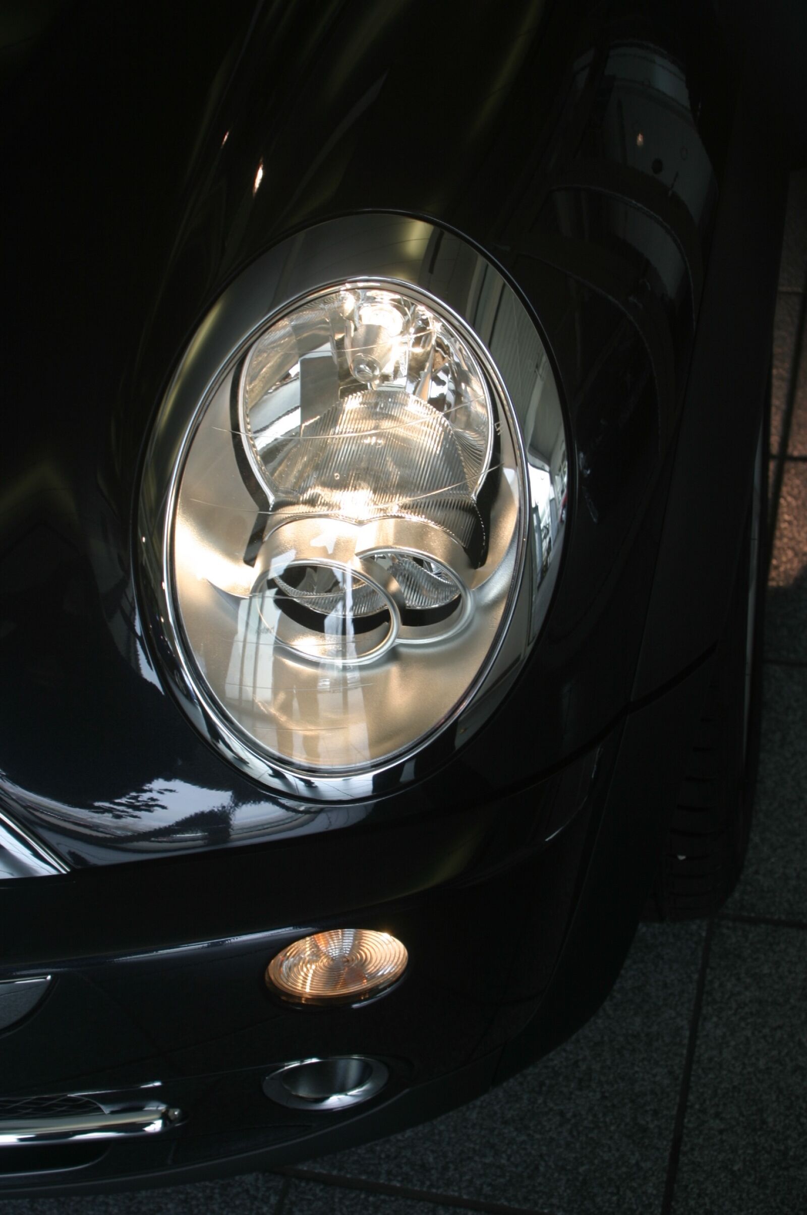 Canon EOS 10D sample photo. Auto, light, lamp photography